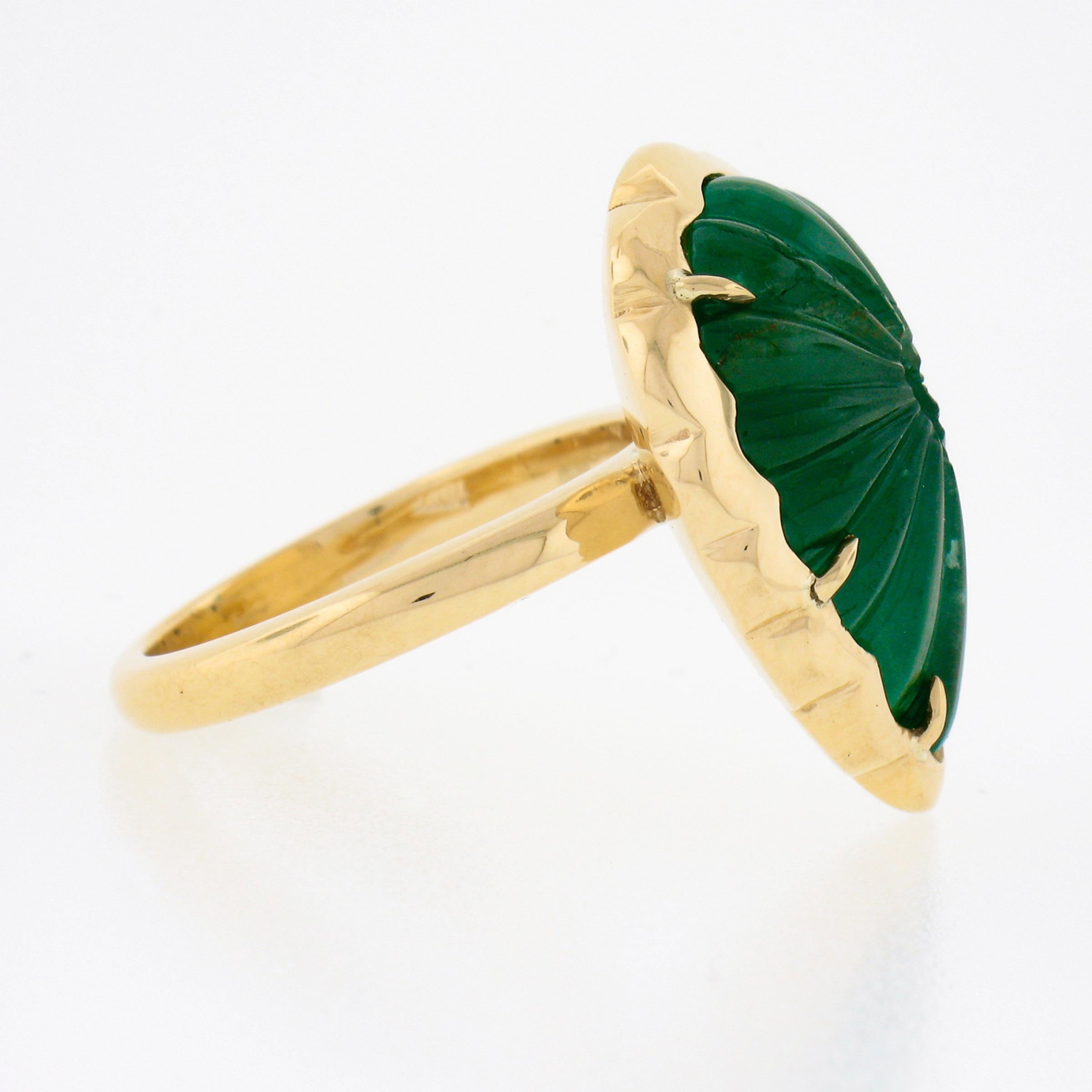 NEW 18K Gold 9.99ctw GIA Carved Scalloped Pear Cabochon Emerald Cocktail Ring For Sale 2