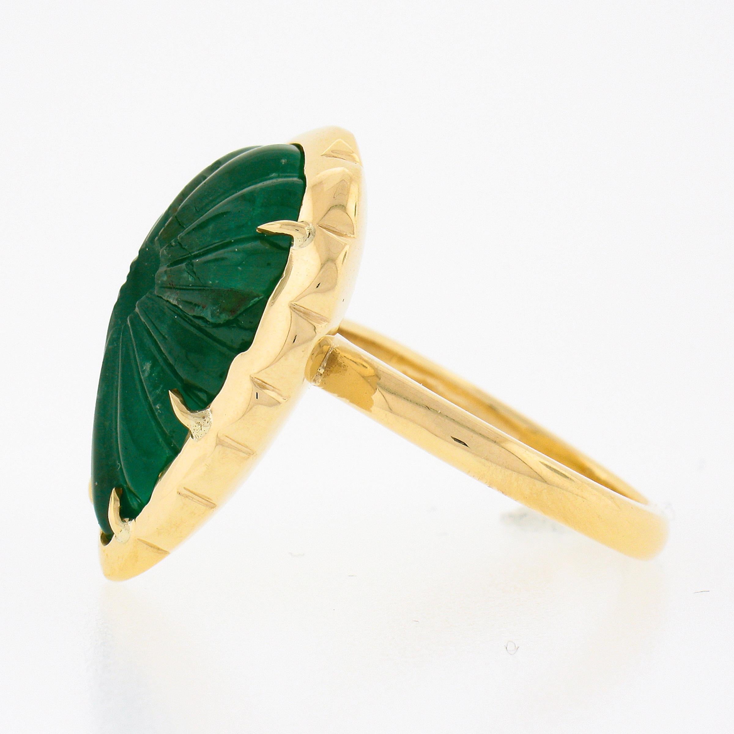 NEW 18K Gold 9.99ctw GIA Carved Scalloped Pear Cabochon Emerald Cocktail Ring For Sale 3