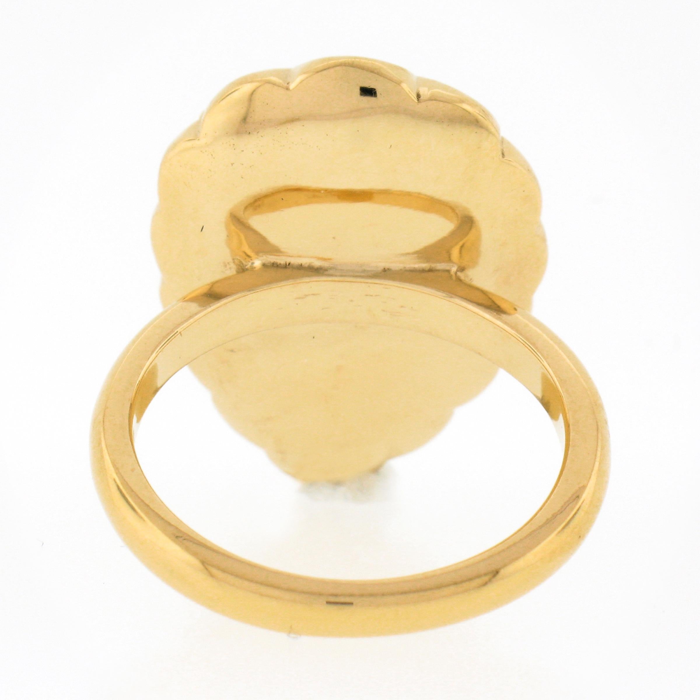 18 Karat Gold 9,99 Karat GIA geschnitzter birnenförmiger Cabochon Smaragd Cocktail-Ring im Angebot 3