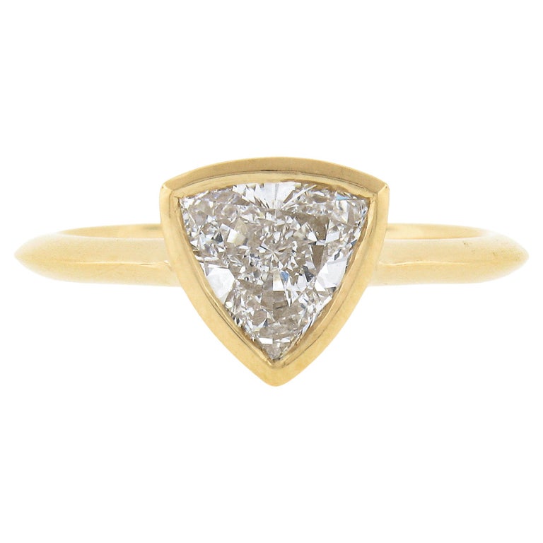New 18k Gold GIA 1.01ct Trillion Cut Bezel Set Diamond Solitaire