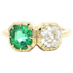 Nuevo Anillo Toi Et Moi de oro de 18 quilates con GIA de 2,33 ct y esmeralda colombiana engastada con diamantes