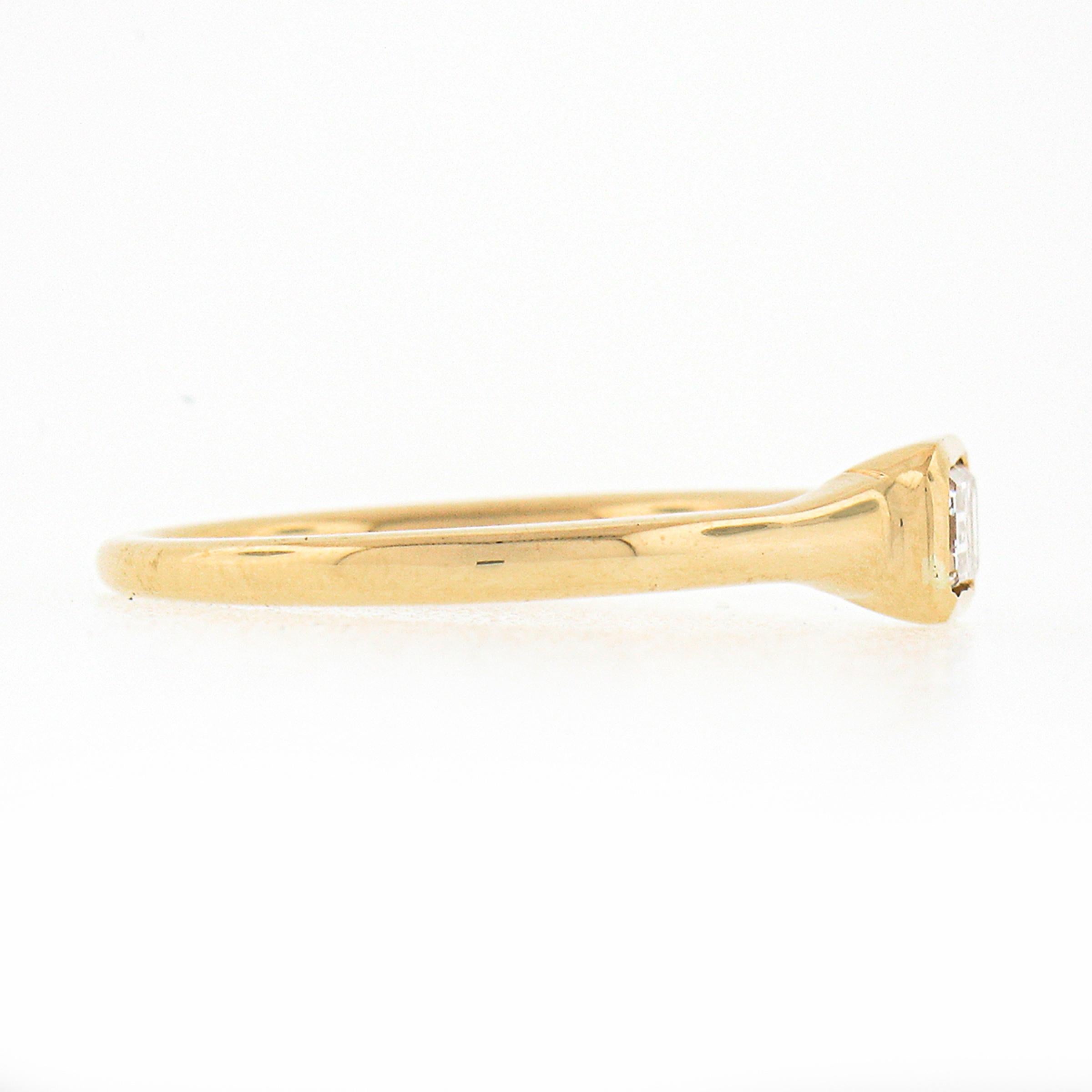 Women's NEW 18k Gold GIA Emerald Cut Sideways Bezel Diamond Solitaire Engagement Ring For Sale