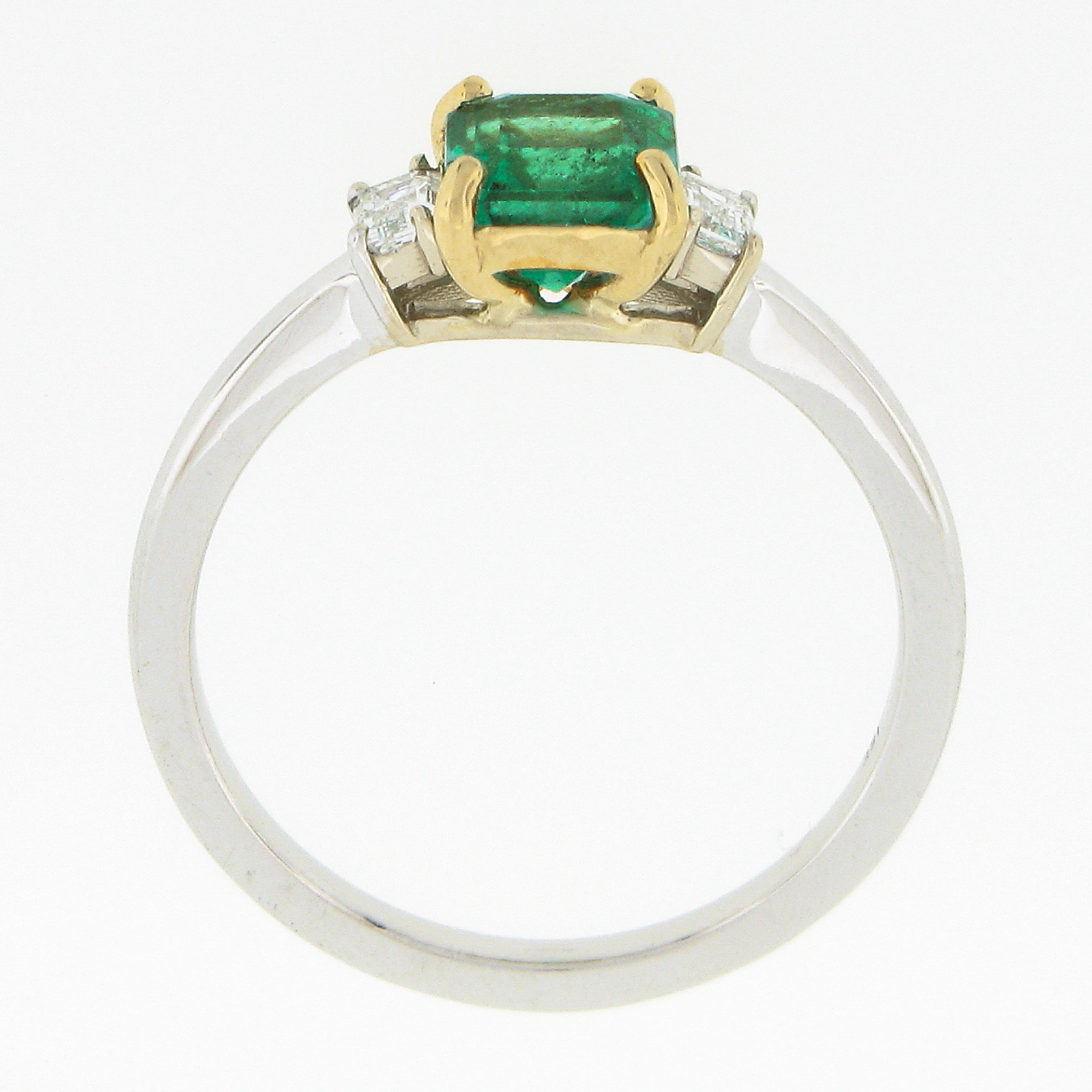 NEW 18k TT Gold 1.05ctw Emerald Cut Columbian Emerald w/ Diamond Accents Ring For Sale 5