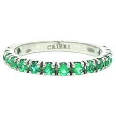 New 18k White Gold 0.68ctw Bright Green Emerald Stackable Eternity Band Ring Sz6
