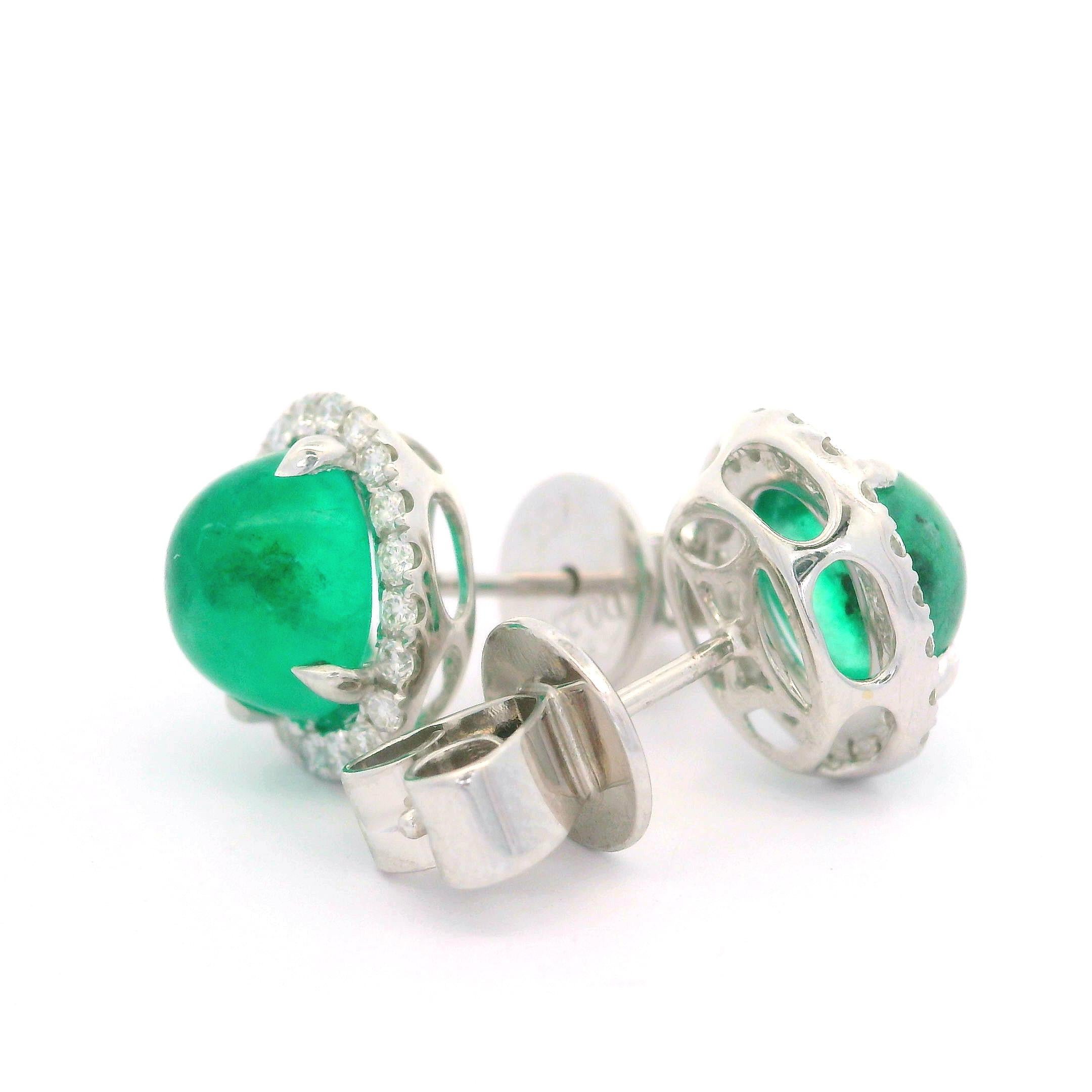 New 18k White Gold 3.07ctw Oval Cabochon Emerald & Diamond Halo Stud Earrings In New Condition For Sale In Montclair, NJ
