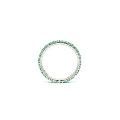New 18k White Gold & Black Rhodium Top .95ctw Bright Green Emerald Eternity Band