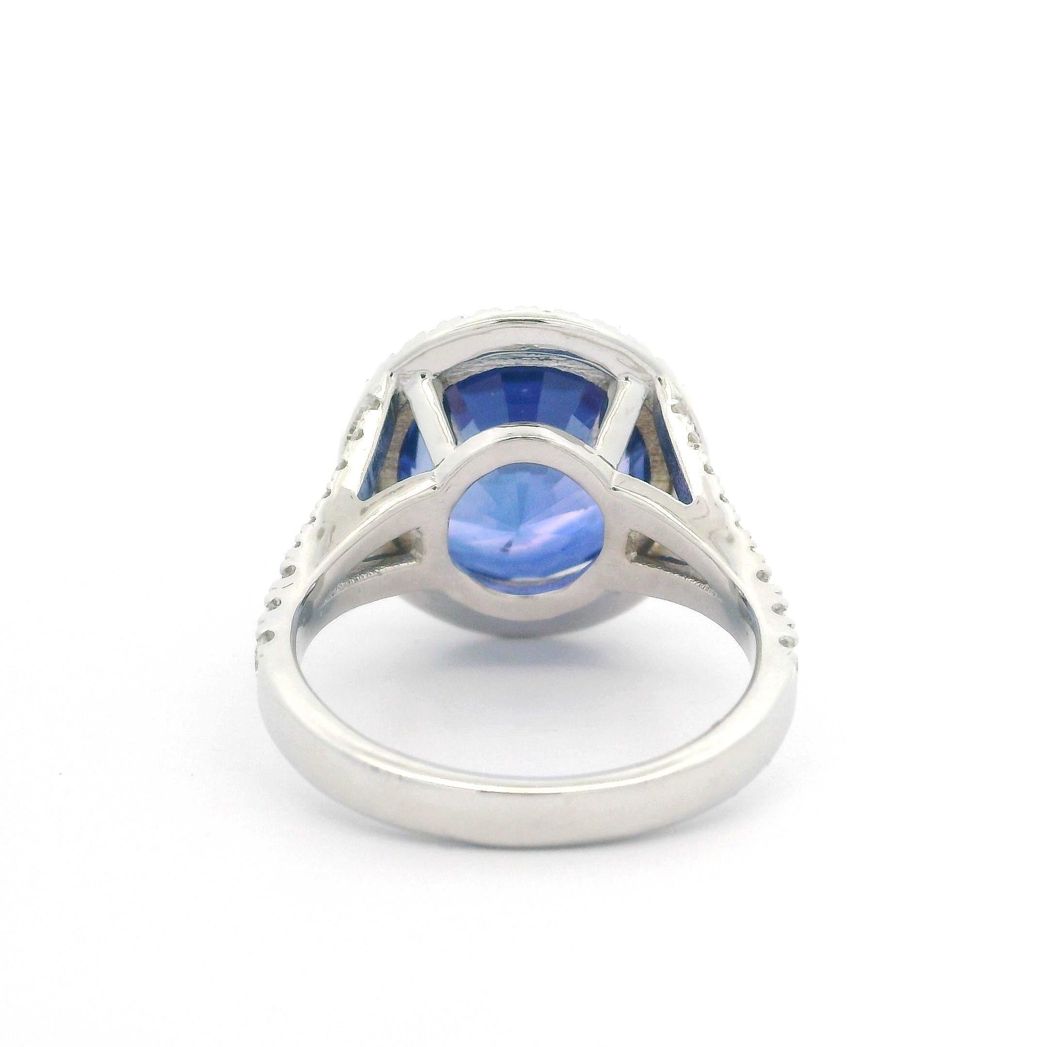 New 18k White Gold GIA 10.74ctw Large Round Sapphire Diamond Halo Split Ring 5