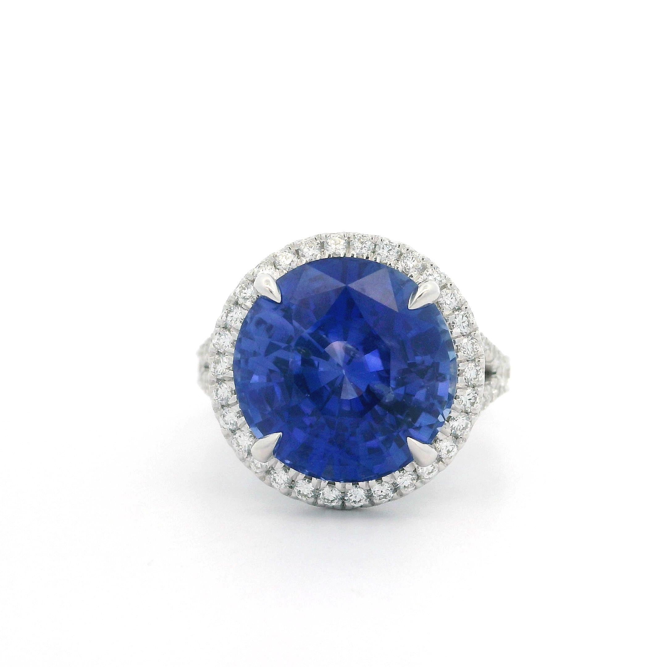 New 18k White Gold GIA 10.74ctw Large Round Sapphire Diamond Halo Split Ring 9