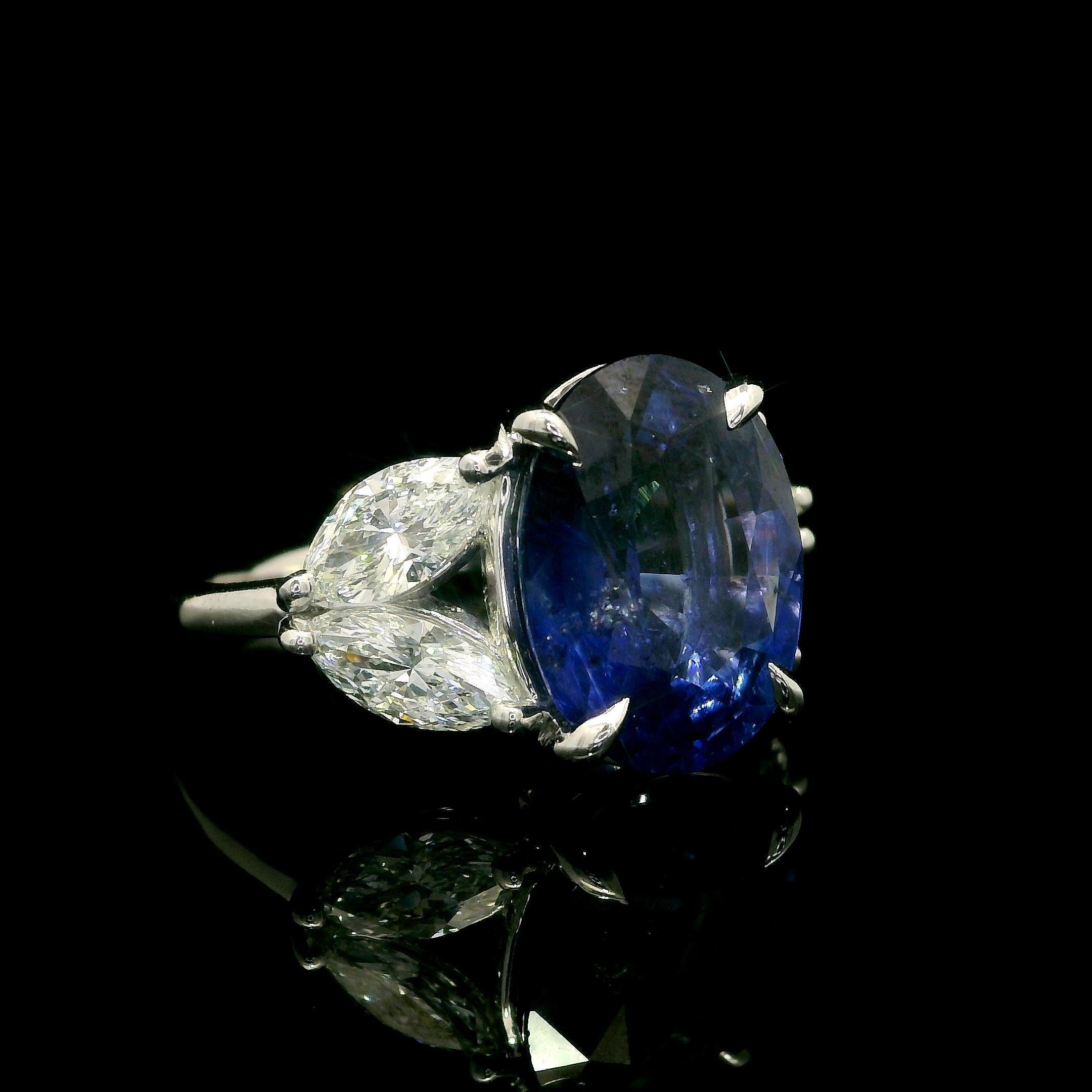 New 18k White Gold GIA 7.91ctw Oval Sapphire & Marquise Diamond Elegant Ring For Sale 8