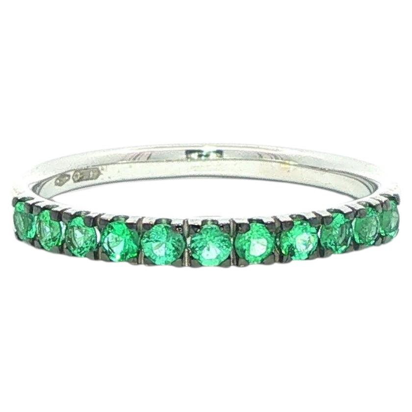 New 18k White Gold w/ Black Rhodium Top .40ct Emerald Stack Band Ring For Sale