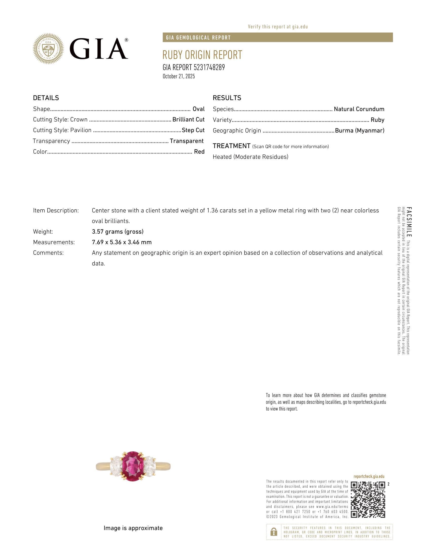 New 18k Yellow Gold 1.96ctw GIA Oval Burma Ruby w/ Diamond Sides 3 Stone Ring Neuf - En vente à Montclair, NJ