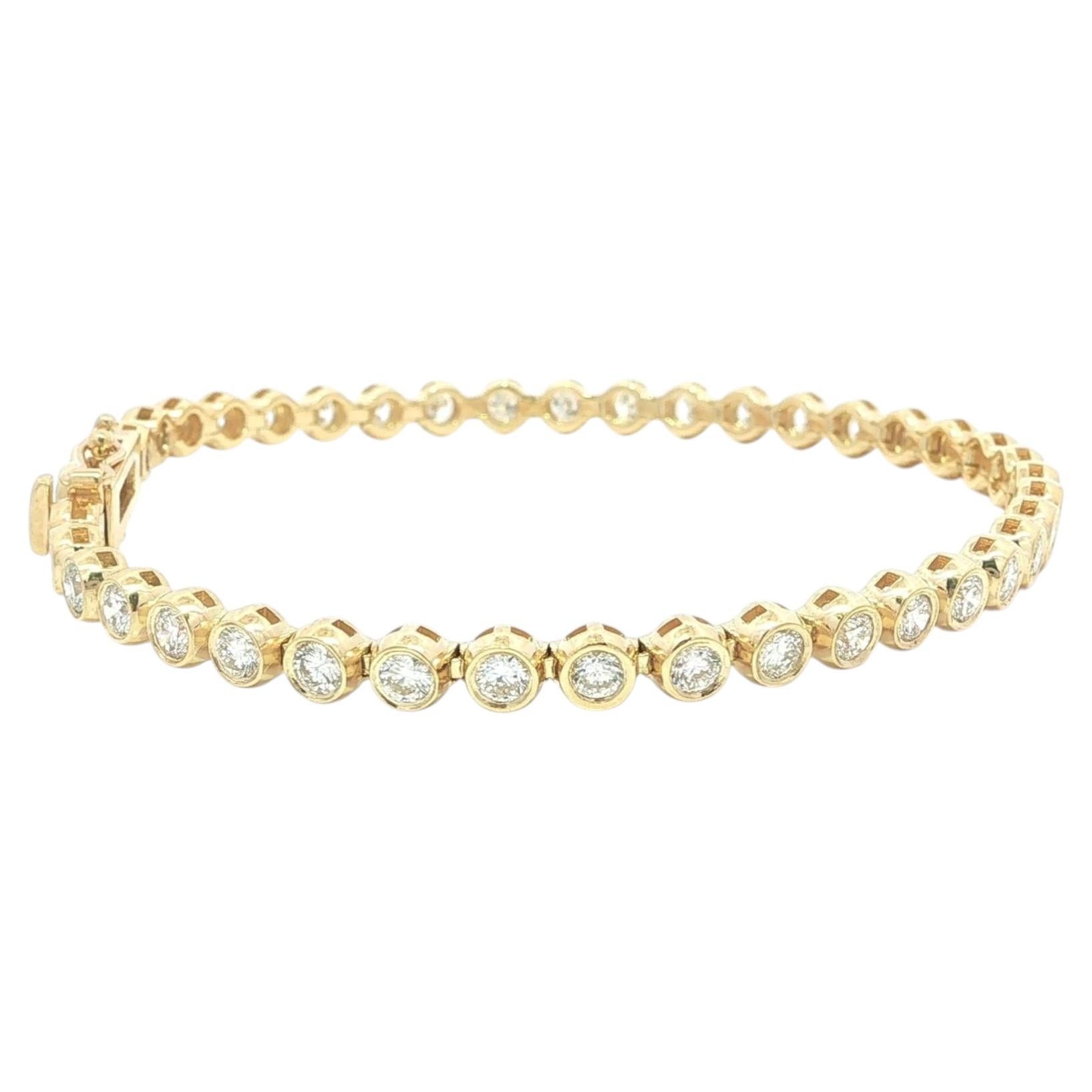Pulsera tipo «tennis» nueva de oro amarillo de 18k con diamantes redondos de bisel de 2,97 ct en total, de calidad G VS