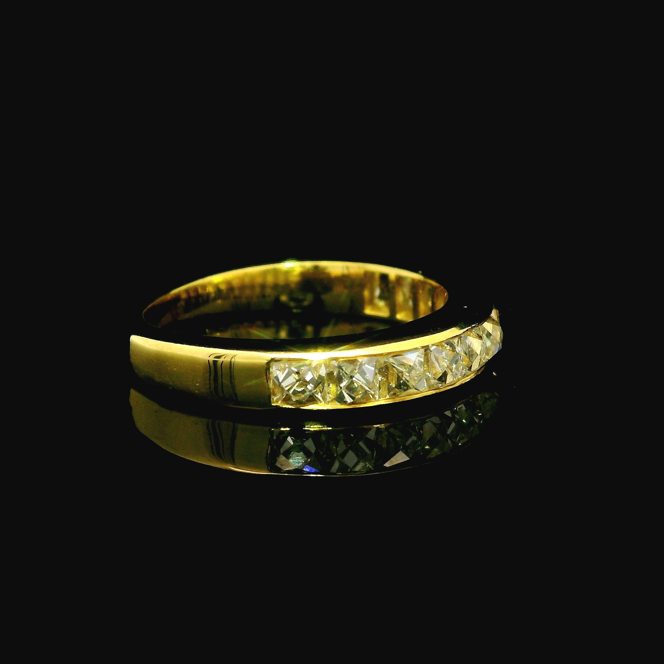 Women's New 18k Yellow Gold 2ctw French Cut Channel Set Diamond Band Ring For Sale