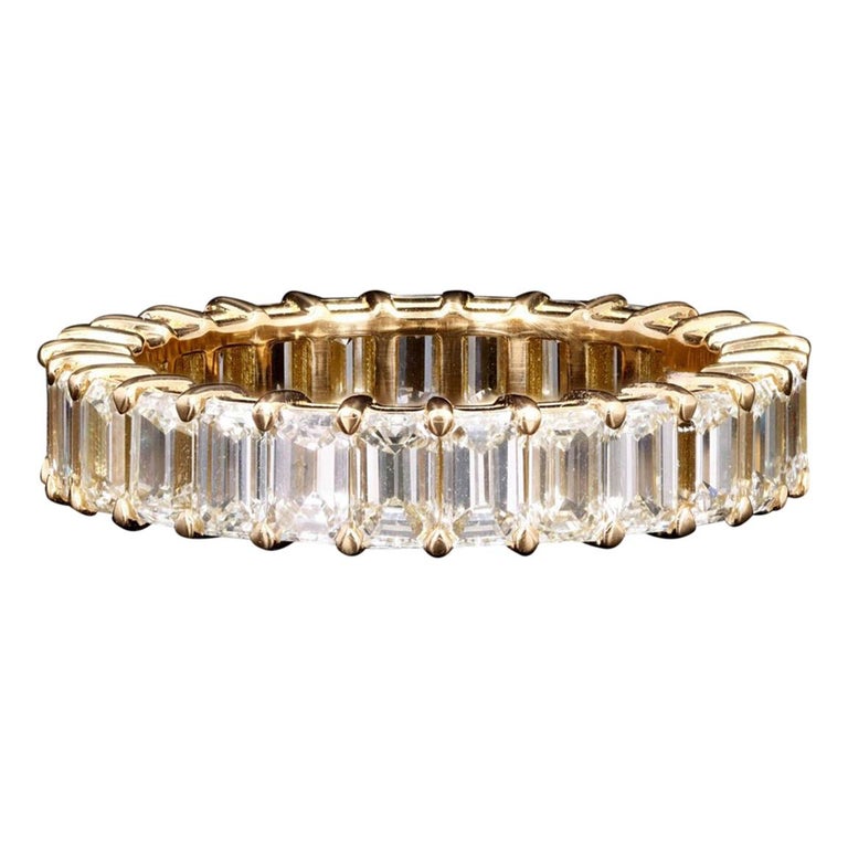 New 18K Yellow Gold 3.98 Carat Emerald Cut Diamond Eternity Band For ...