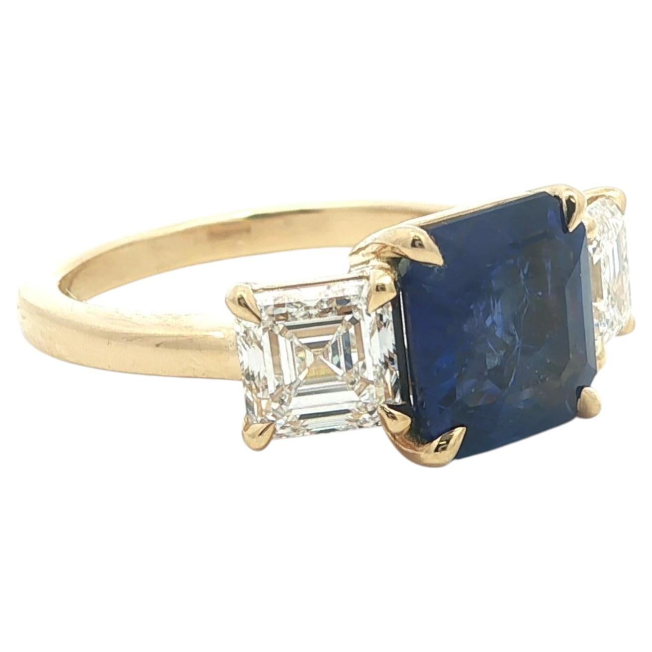 New 18k Yellow Gold 5.08ctw Burma Sapphire Asscher Cut Diamond 3 Stone Ring in vendita