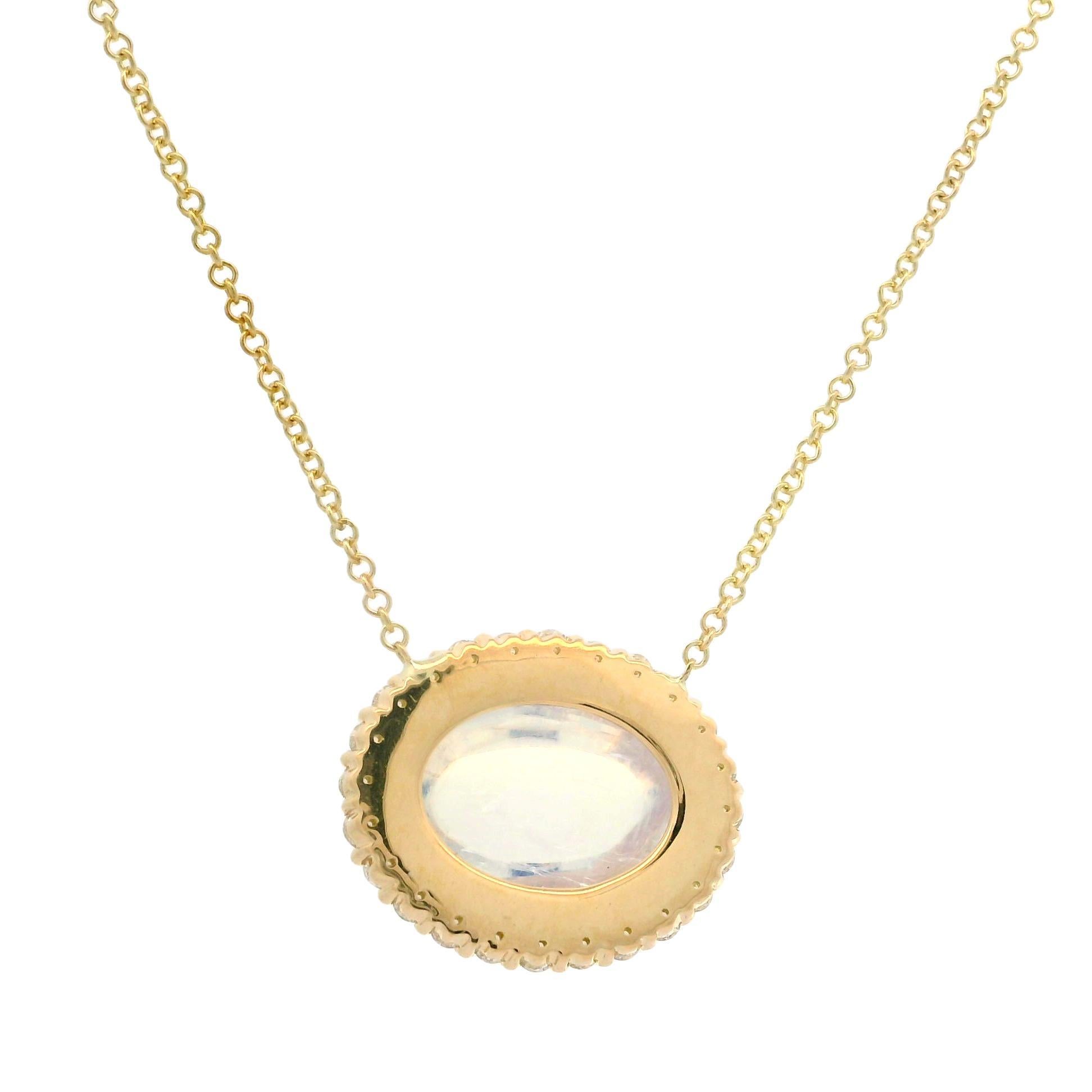 Collier pendentif en or jaune 18 carats, pierre de lune cabochon de 5,21 carats avec halo de diamants en vente 5