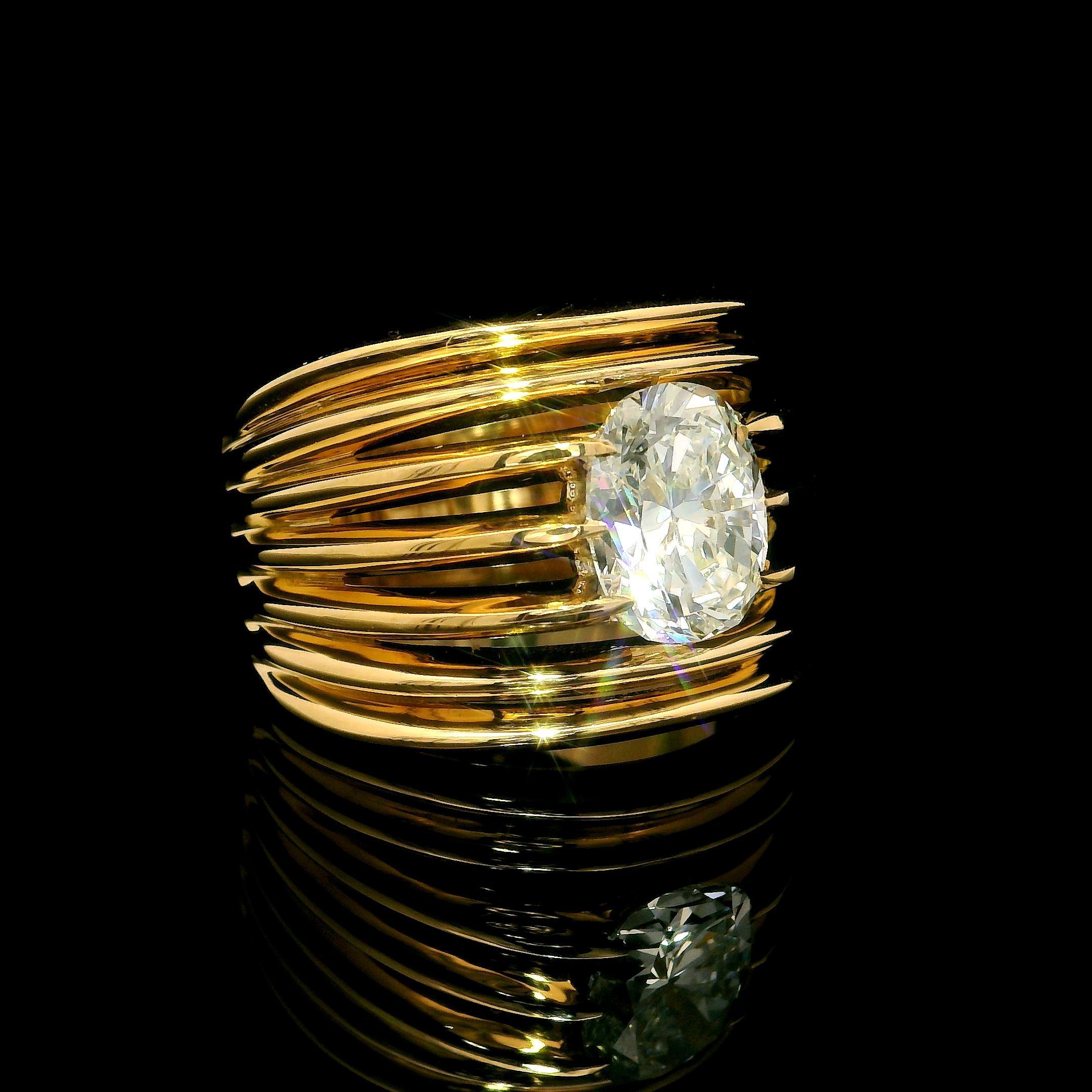New 18k Yellow Gold GIA 2.03ct Oval G SI1 Floating Diamond Wide Open Work Ring For Sale 9