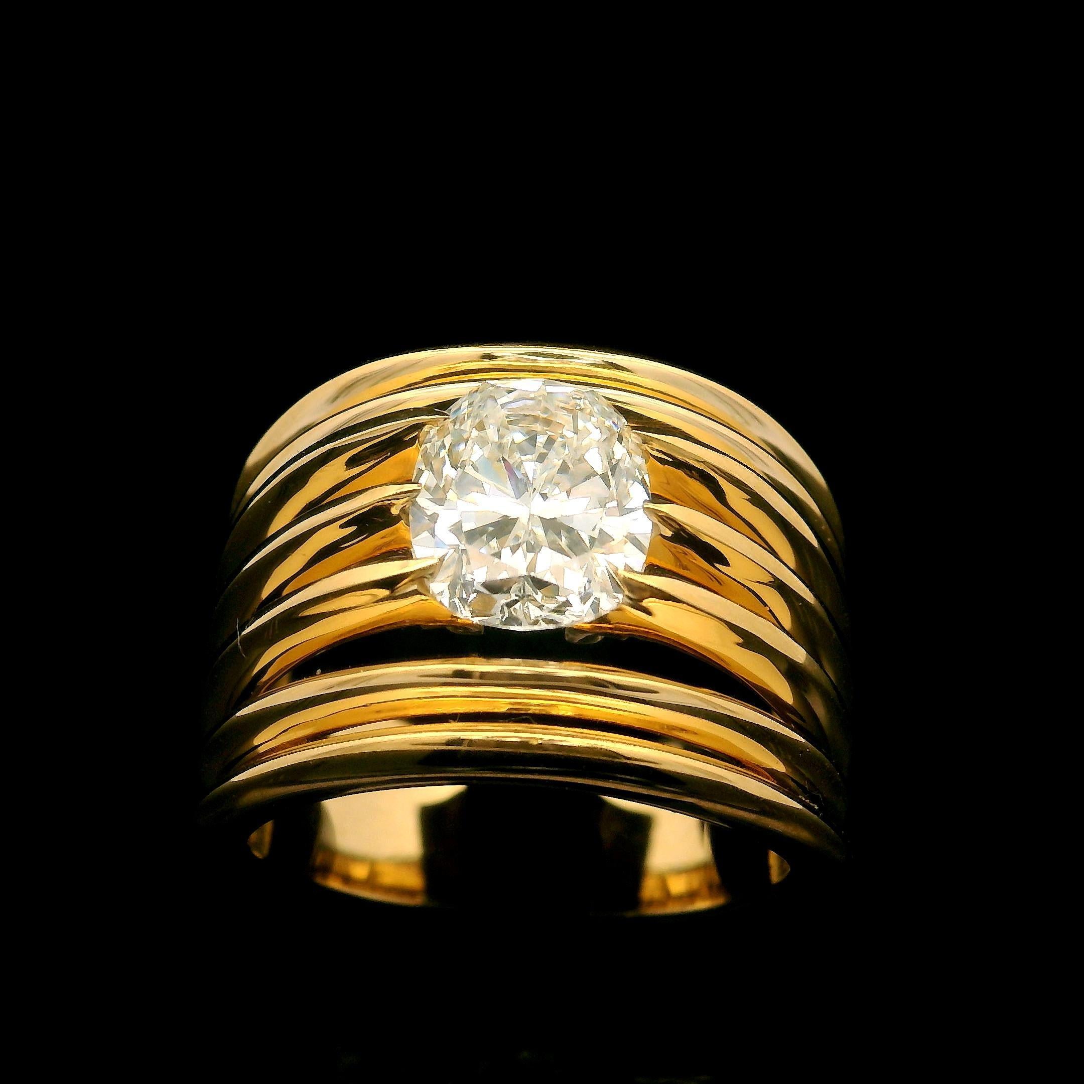 New 18k Yellow Gold GIA 2.03ct Oval G SI1 Floating Diamond Wide Open Work Ring For Sale 3