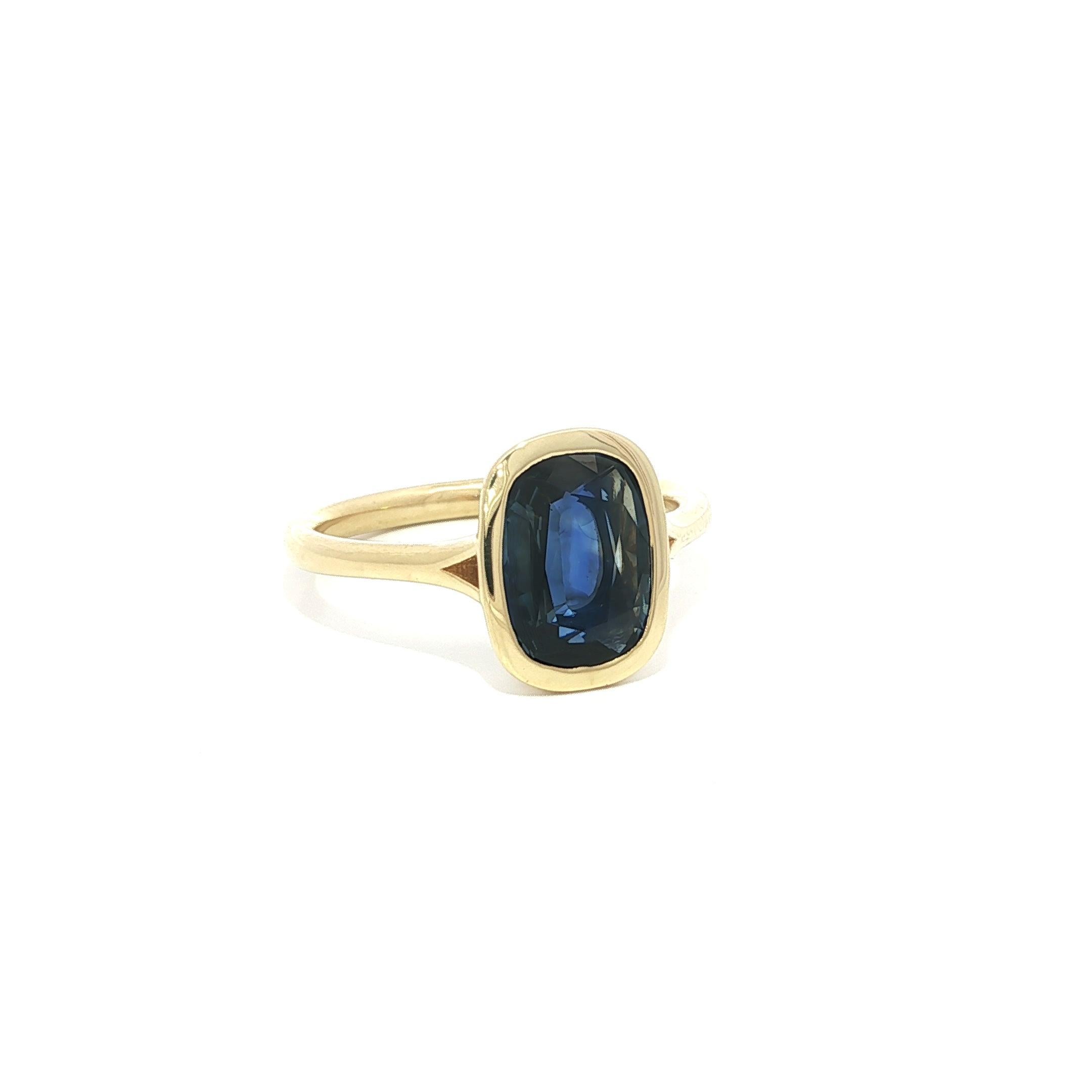Neu 18k Gelbgold GIA 2,16ct Long Cushion Cut Lünette Saphir Solitär Ring im Angebot 7
