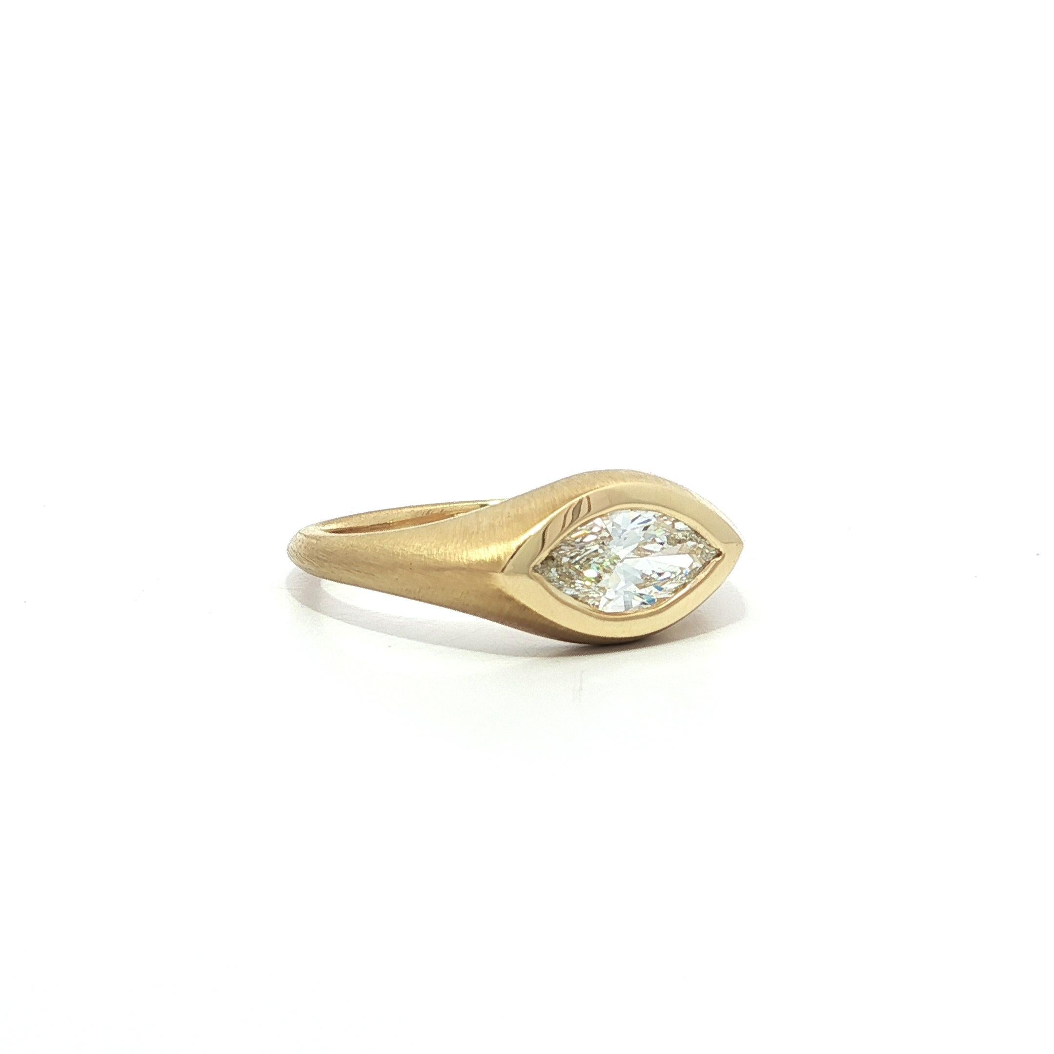 New 18k Yellow Gold GIA .70ct Marquise Bezel Diamond Matte Finish E-W Ring In condizioni Nuovo in vendita a Montclair, NJ