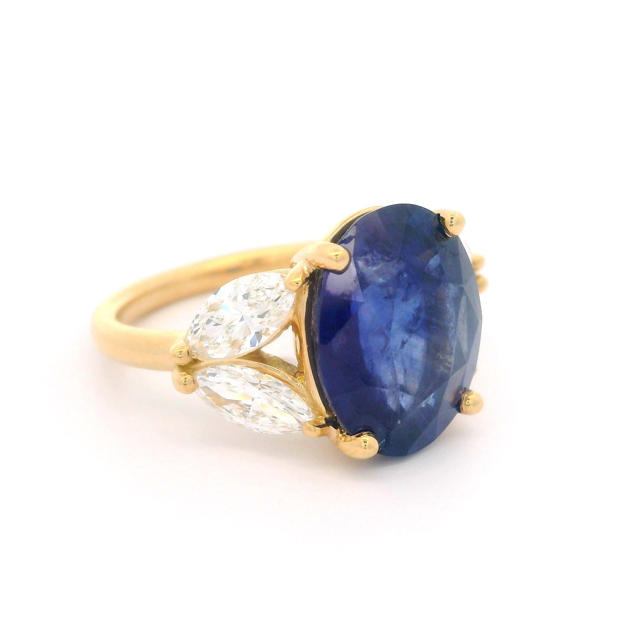 Bague élégante en or jaune 18 carats, certifiée GIA, saphir ovale et diamant marquise 7,74 carats en vente 9