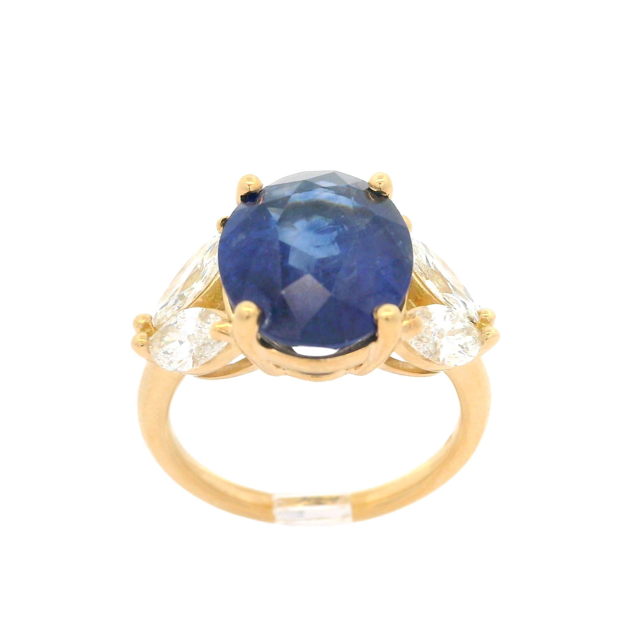 Bague élégante en or jaune 18 carats, certifiée GIA, saphir ovale et diamant marquise 7,74 carats en vente 3