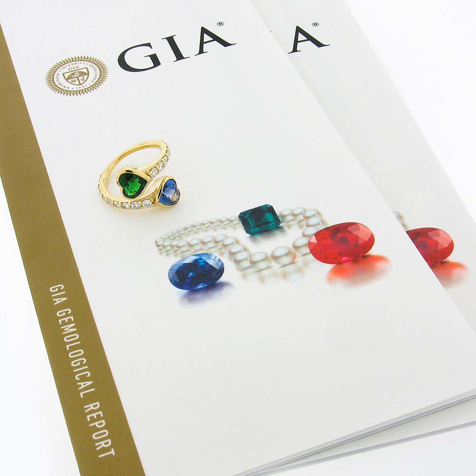 Taille cœur Bague bypass en or jaune 18 carats avec diamants et tsavorite en forme de cœur, sertie d'un chaton, certifié GIA en vente