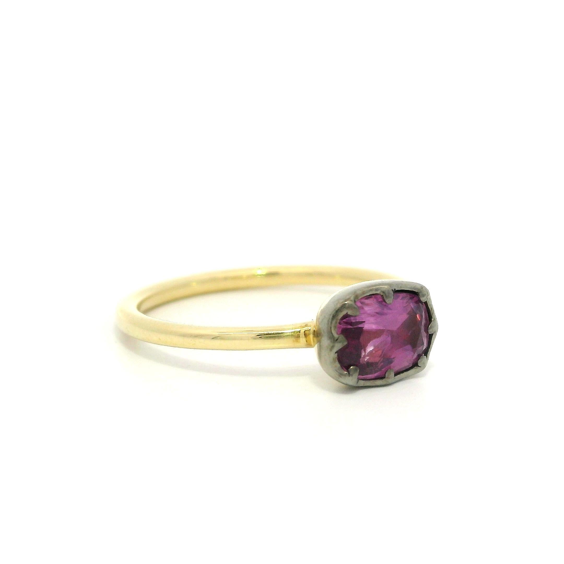 New 18k Gelbgold mit Silber GIA 0,93ct Collet Set rosa Saphir Solitär Ring (Kissenschliff) im Angebot