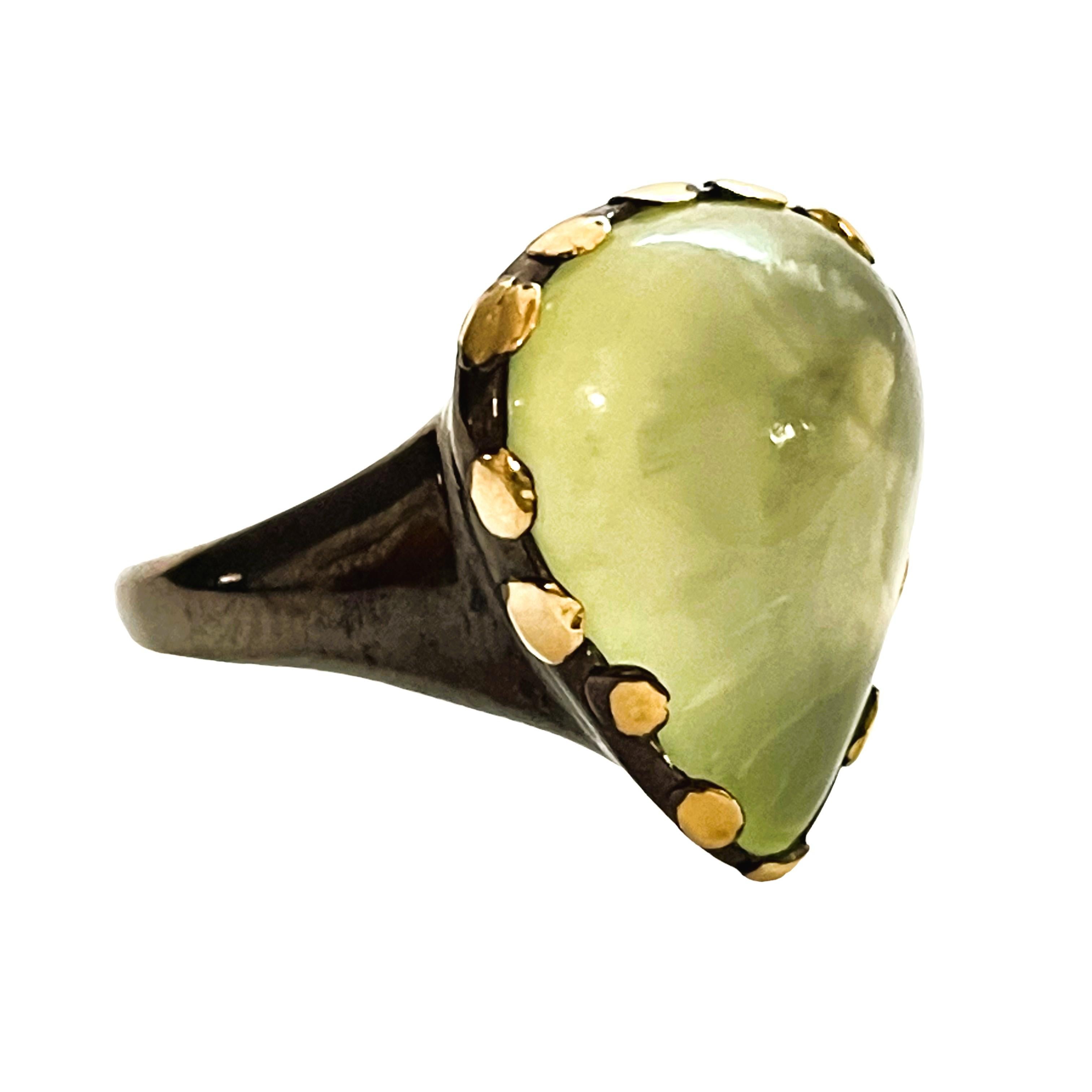 New 19 Ct Natural Green Prehnite 14k Yellow Gold and Oxi-black Sterling Ring 2