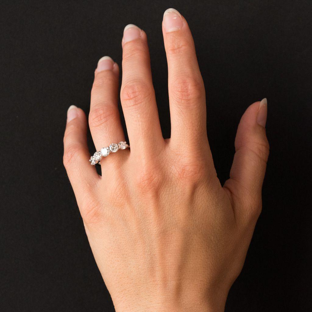 1.95 Carat E.VVS Diamond 18 Karat White Gold Wedding Ring In New Condition In Poitiers, FR