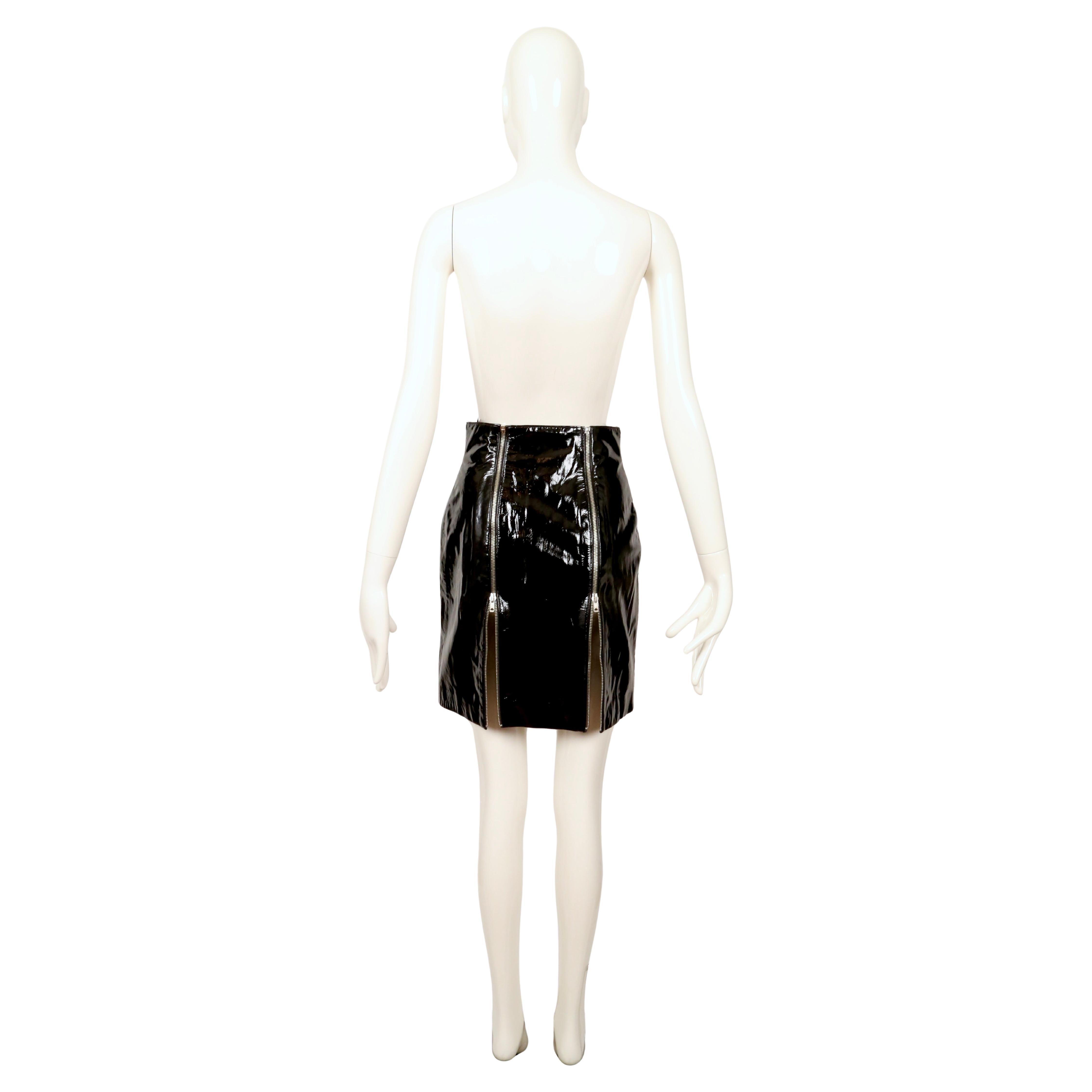new 1988 AZZEDINE ALAIA black patent leather skirt with dual zippers For Sale 5