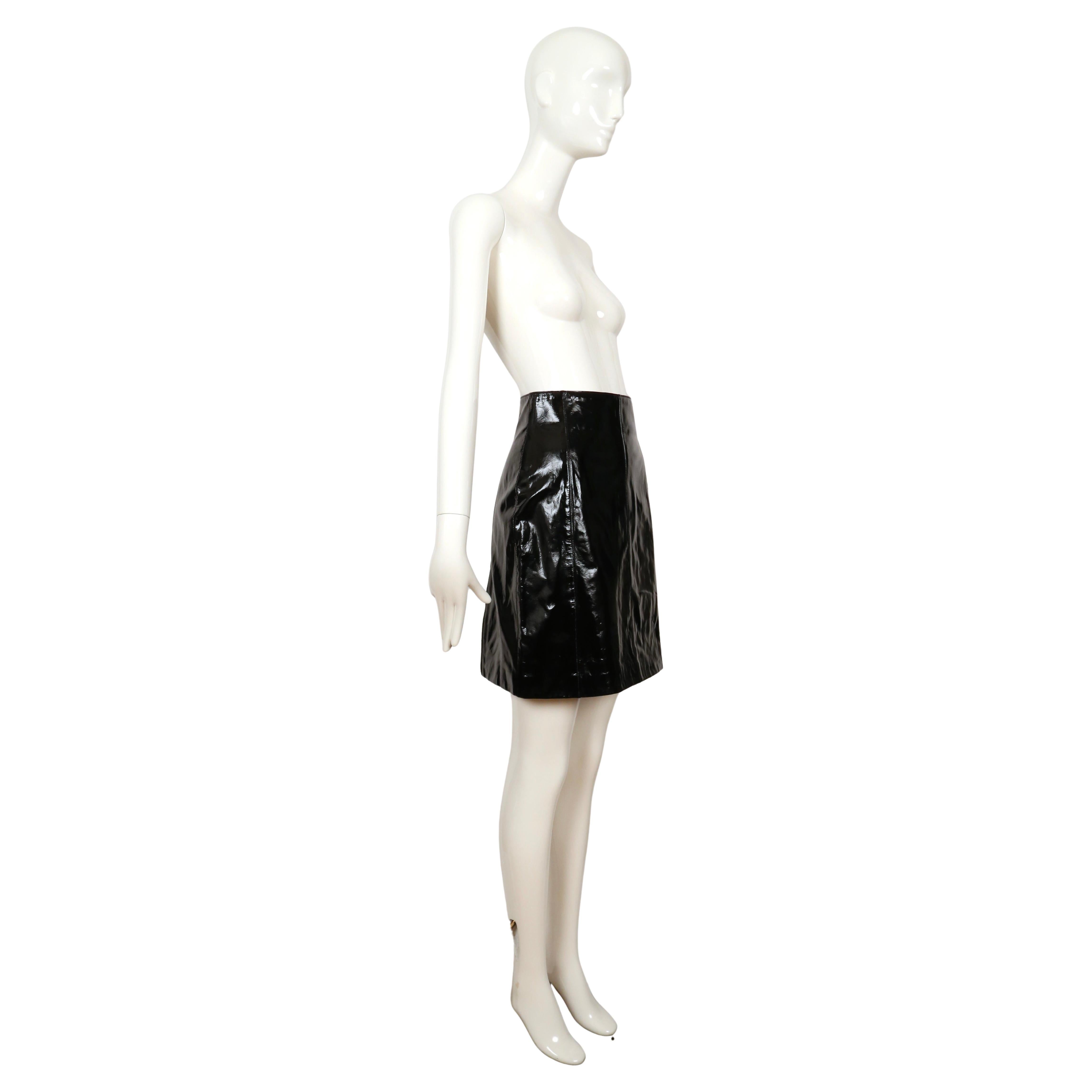 Black new 1988 AZZEDINE ALAIA black patent leather skirt with dual zippers For Sale
