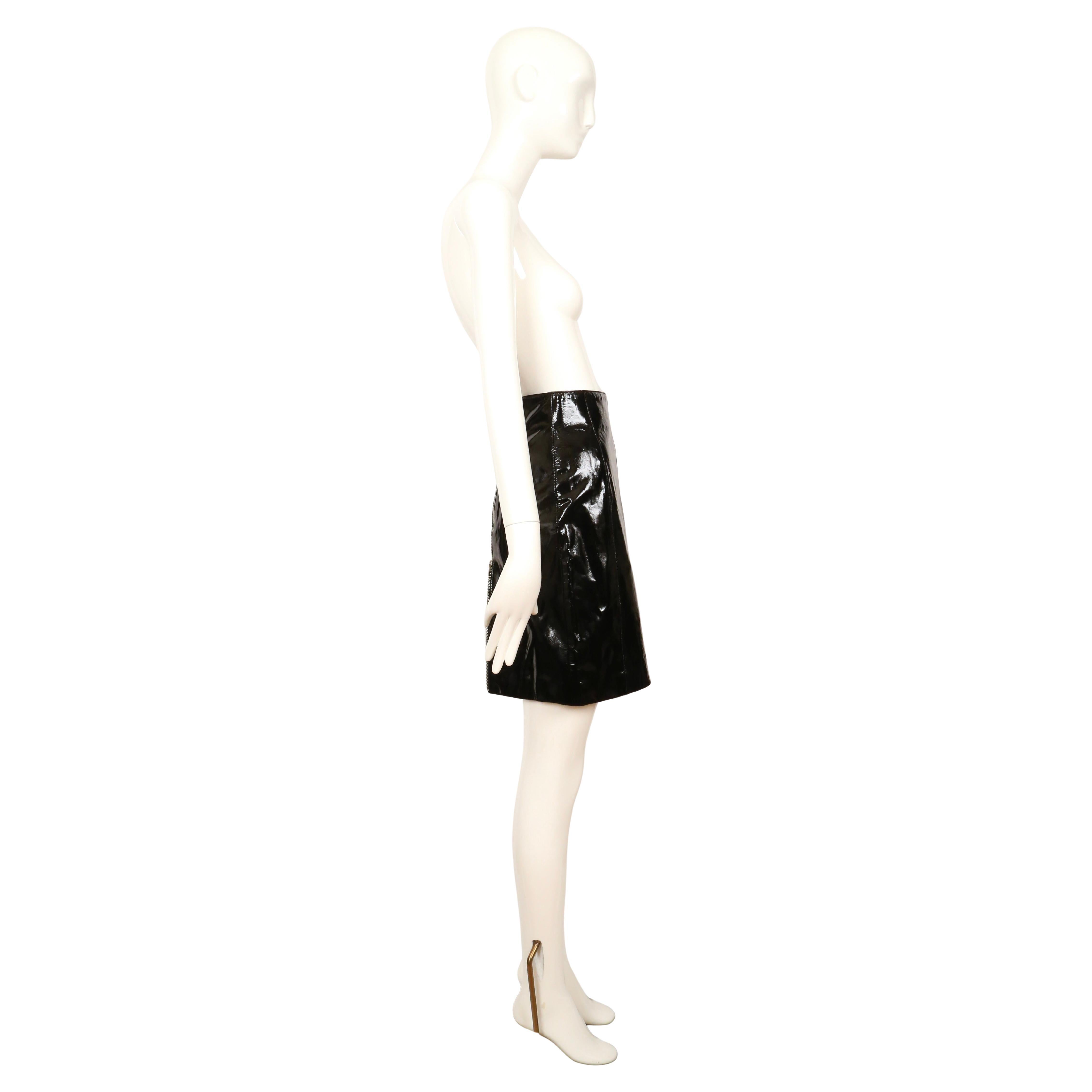 Women's or Men's new 1988 AZZEDINE ALAIA black patent leather skirt with dual zippers For Sale