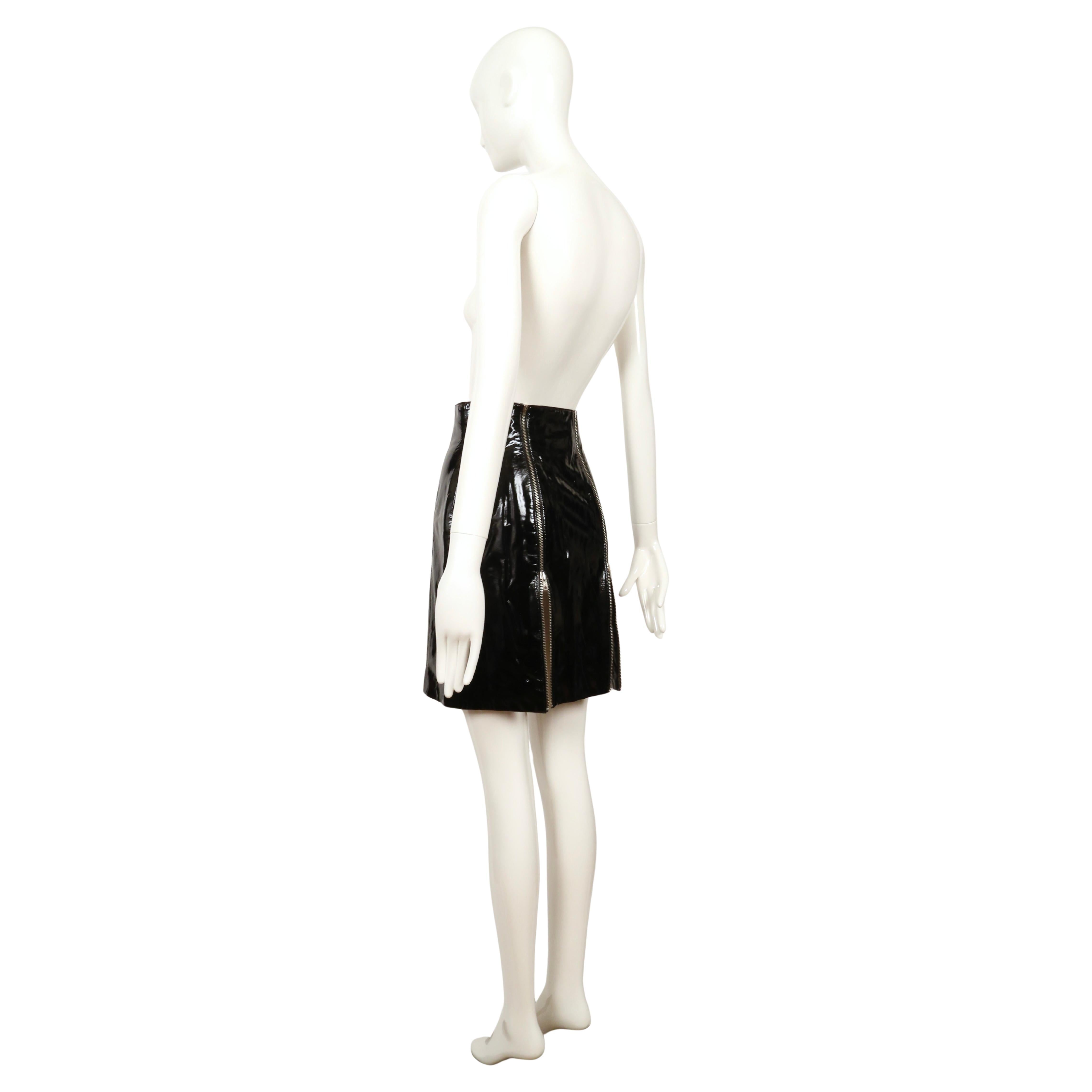 new 1988 AZZEDINE ALAIA black patent leather skirt with dual zippers For Sale 4