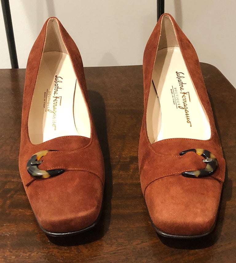 New 1990s Salvatore Ferragamo Size 6.5 Light Brown Suede Low Heels Vintage  Shoes For Sale at 1stDibs