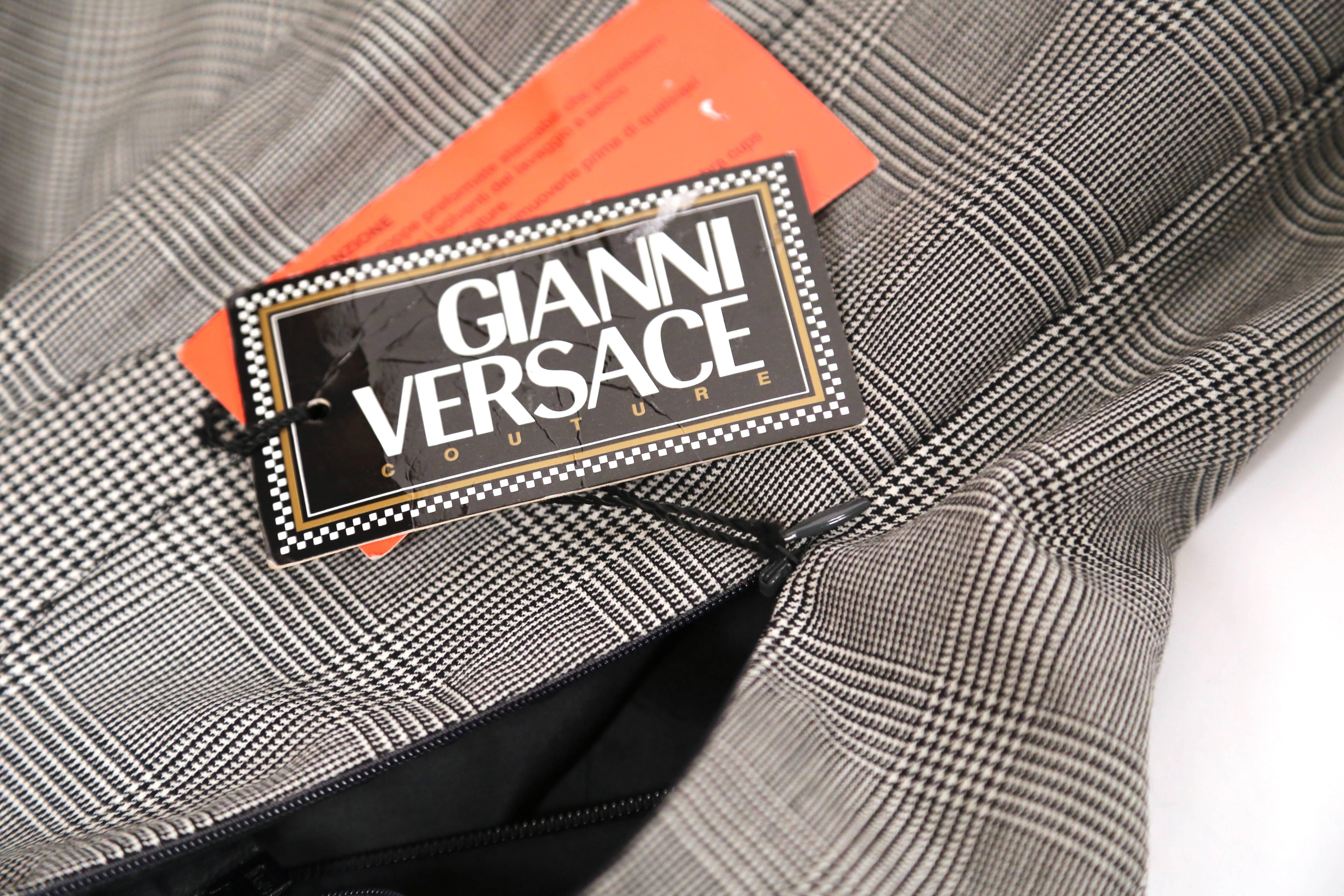 Asymmetrisches Bustierkleid von GIANNI VERSACE COUTURE, neu, 1998, ungetragen im Angebot 5