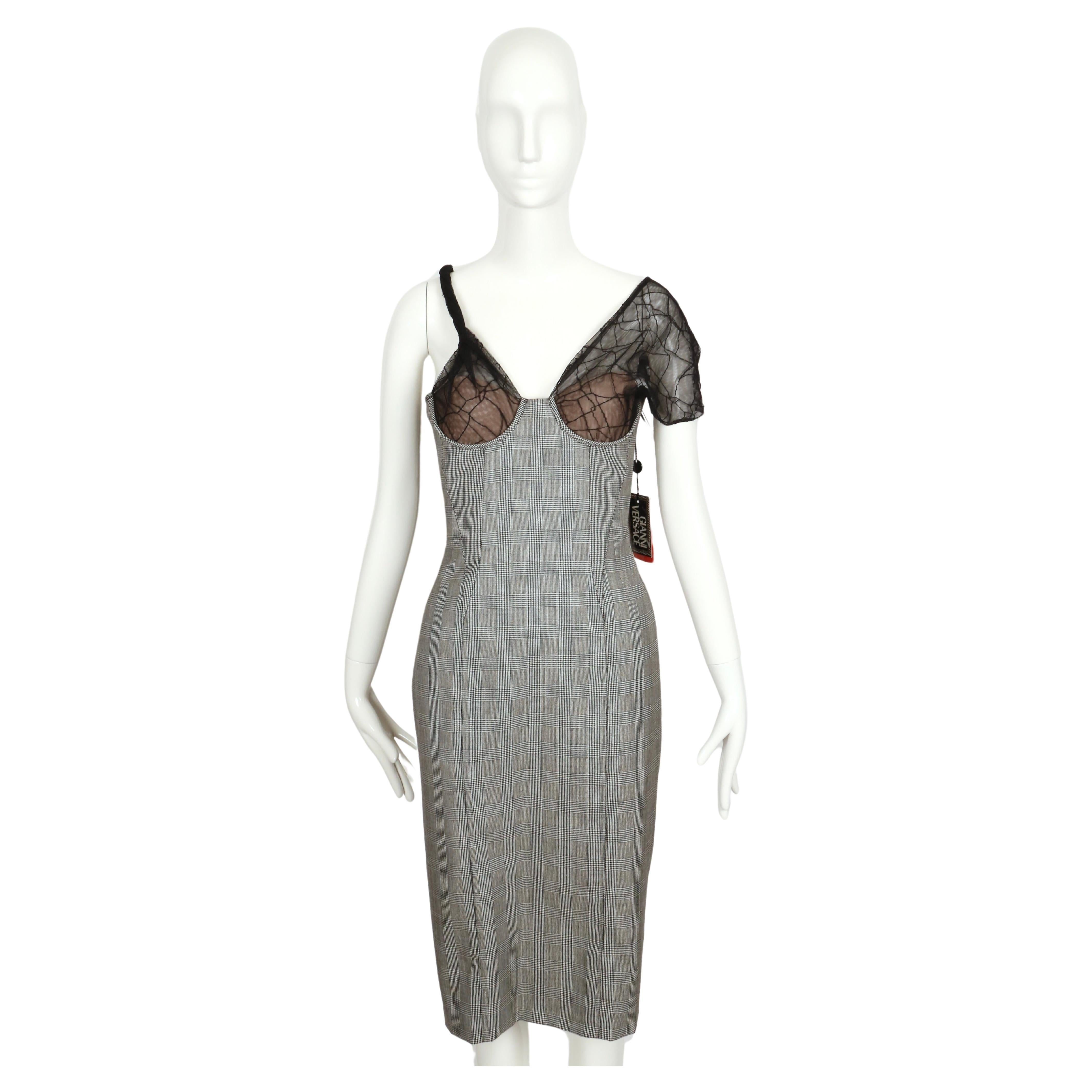 Asymmetrisches Bustierkleid von GIANNI VERSACE COUTURE, neu, 1998, ungetragen (Grau) im Angebot