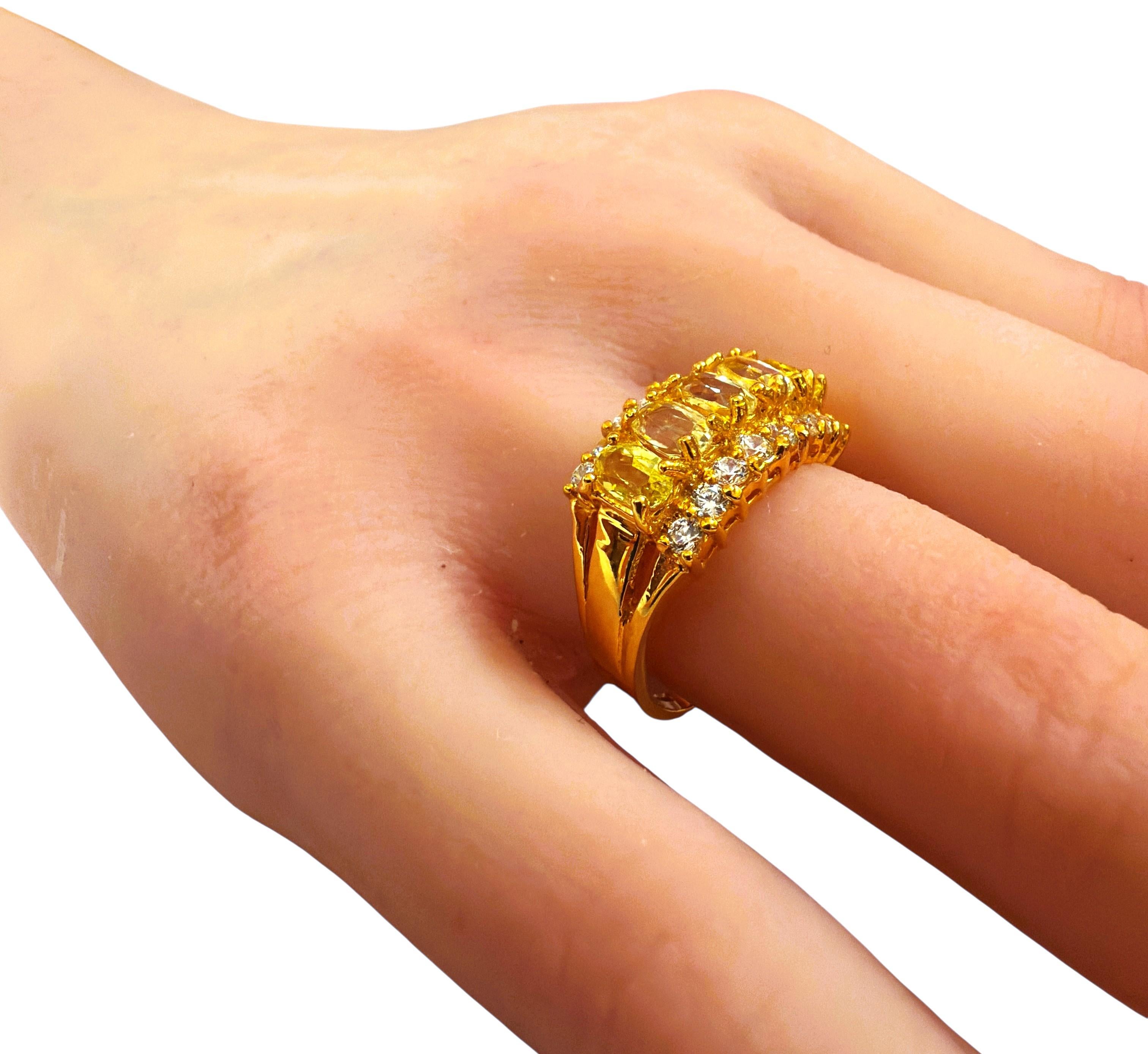 Neuer 2 Karat 5-Stein Gelber Saphir & Diamantschliff Saphir Gold PL Sterling Ring im Angebot 1