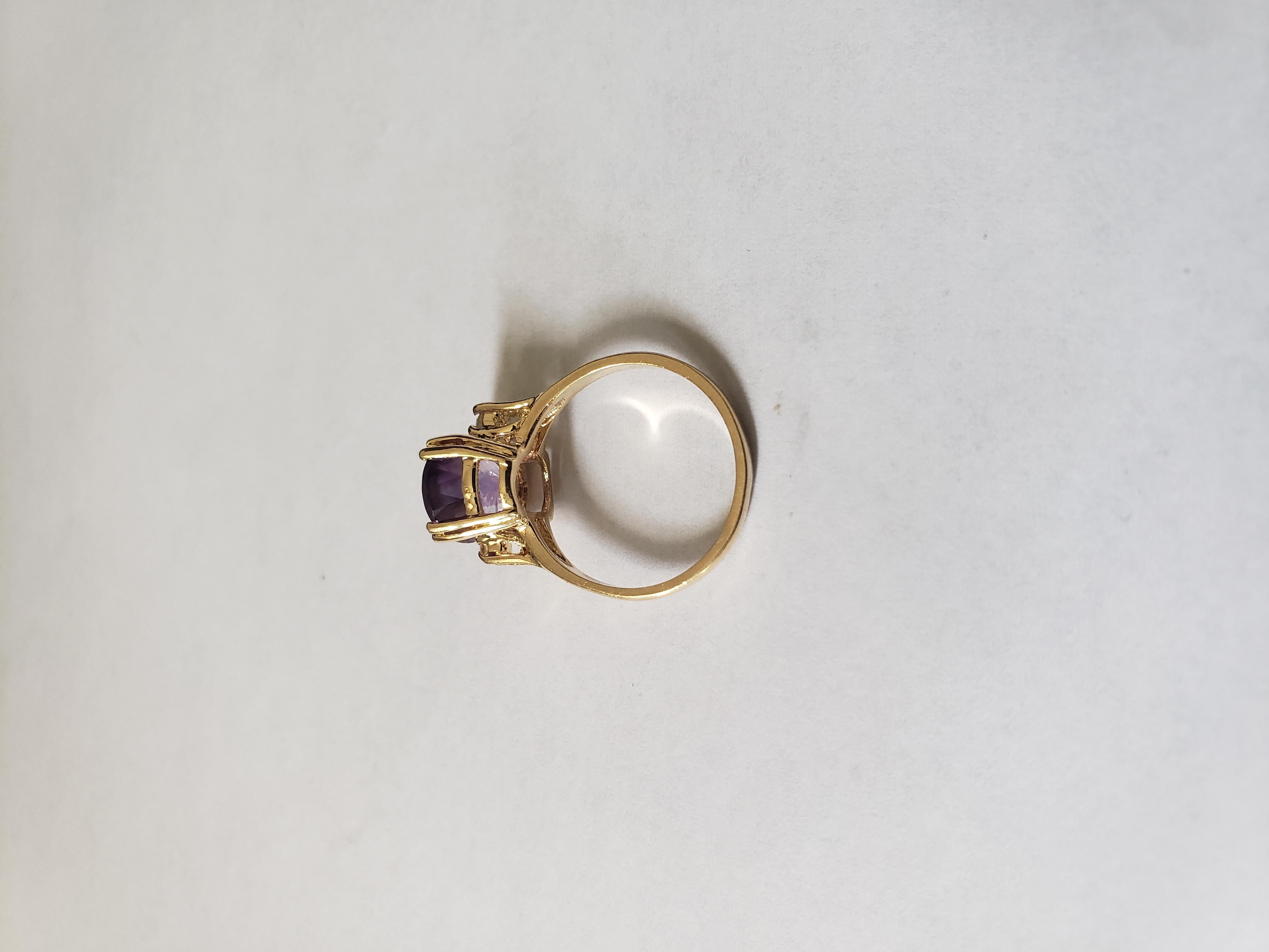 NEUF 2 ct. Bague en or jaune 14k avec améthyste de taille fantaisie et diamants Unisexe en vente