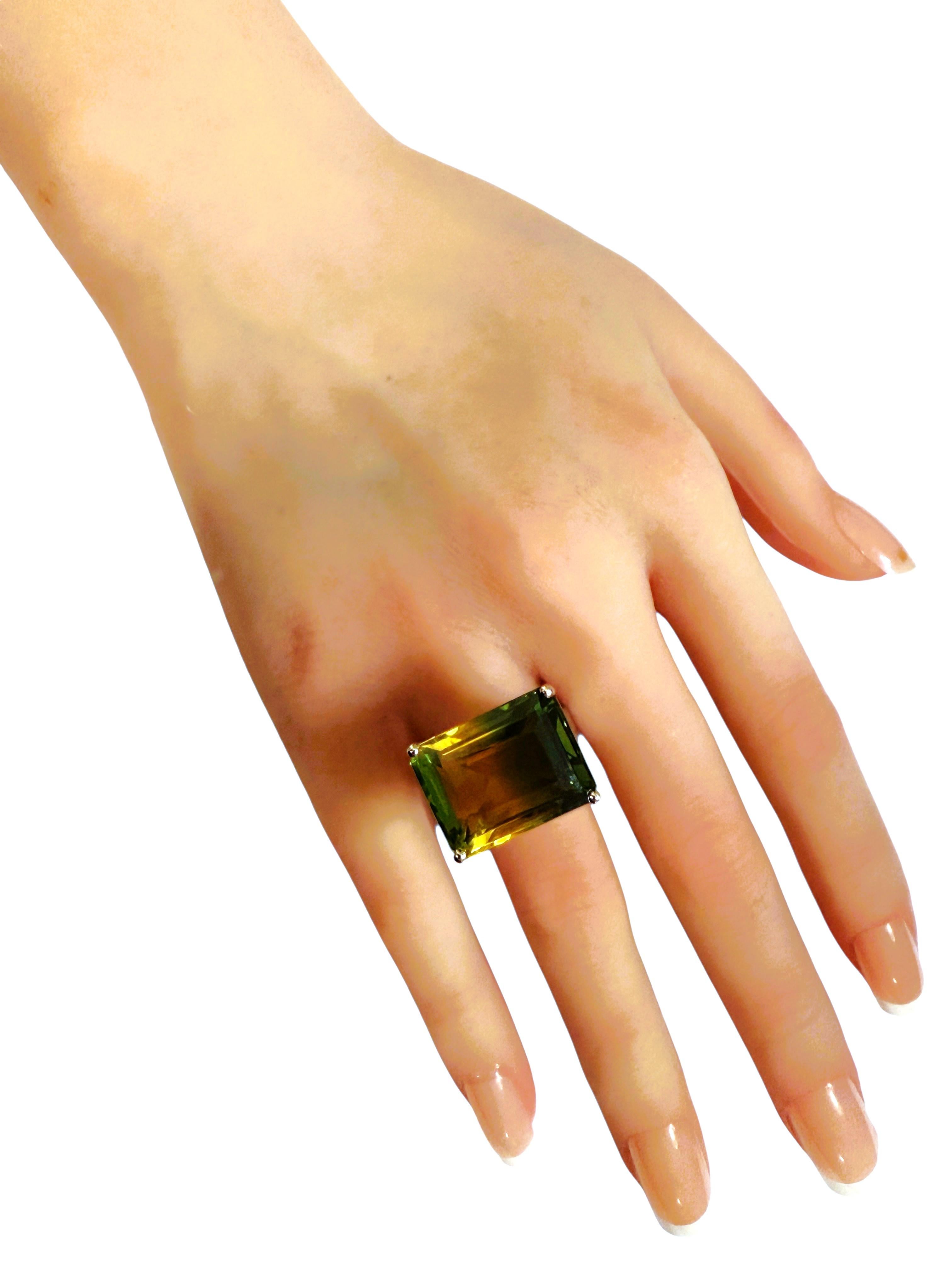 Donna New 20 Carat Yellow Green Ametrine & Diamond Cut Sapphire Sterling Ring in vendita