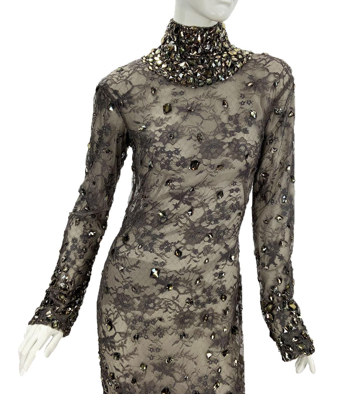 New $20.000 Tom Ford *Broken Mirror* Lace Smokey Gray Crystal Beaded Dress It 42 In New Condition For Sale In Montgomery, TX