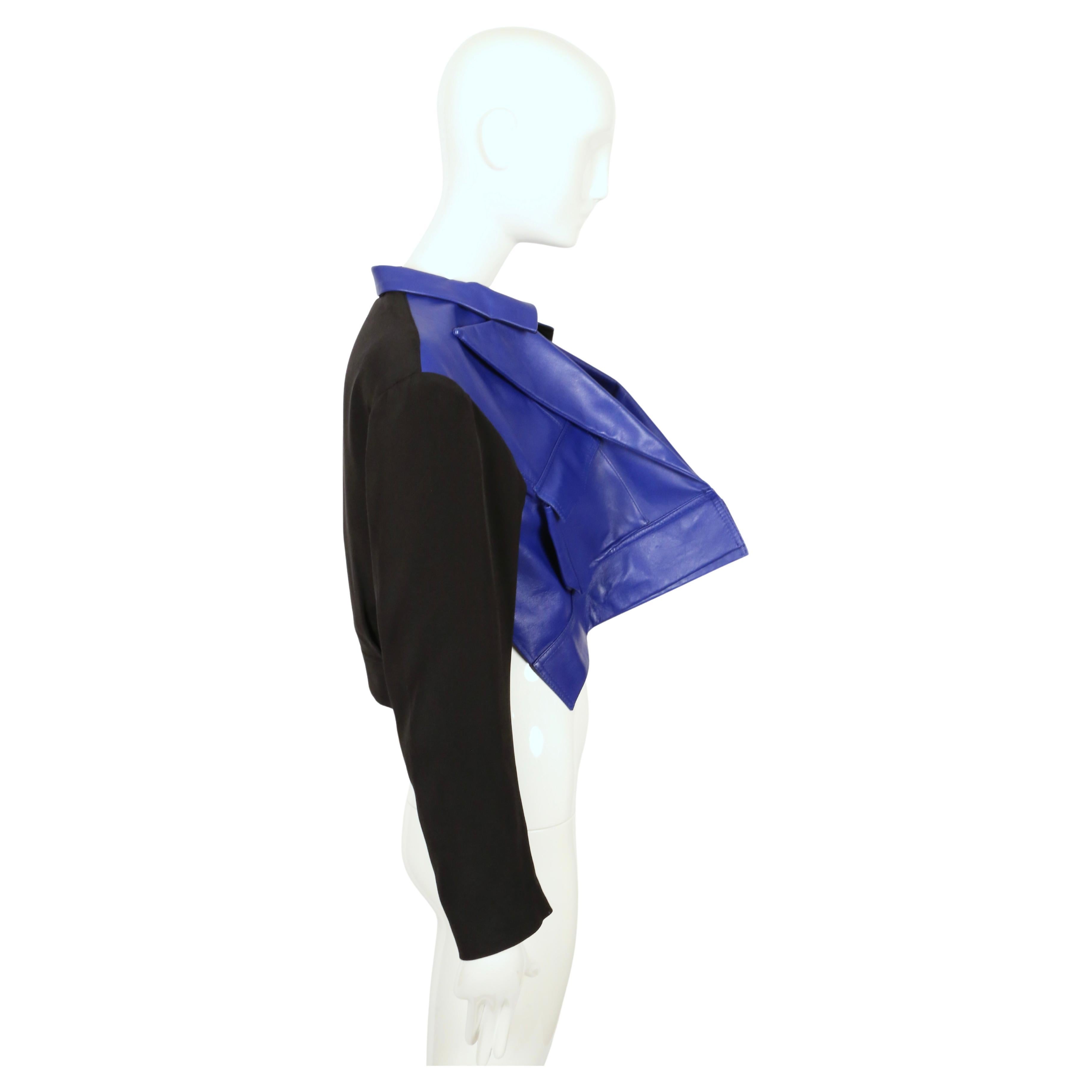 Neu 2007 YOHJI YAMAMOTO blaue Lederjacke RUNWAY mit zwanghafter Vorderseite mit Etiketten (Grau) im Angebot