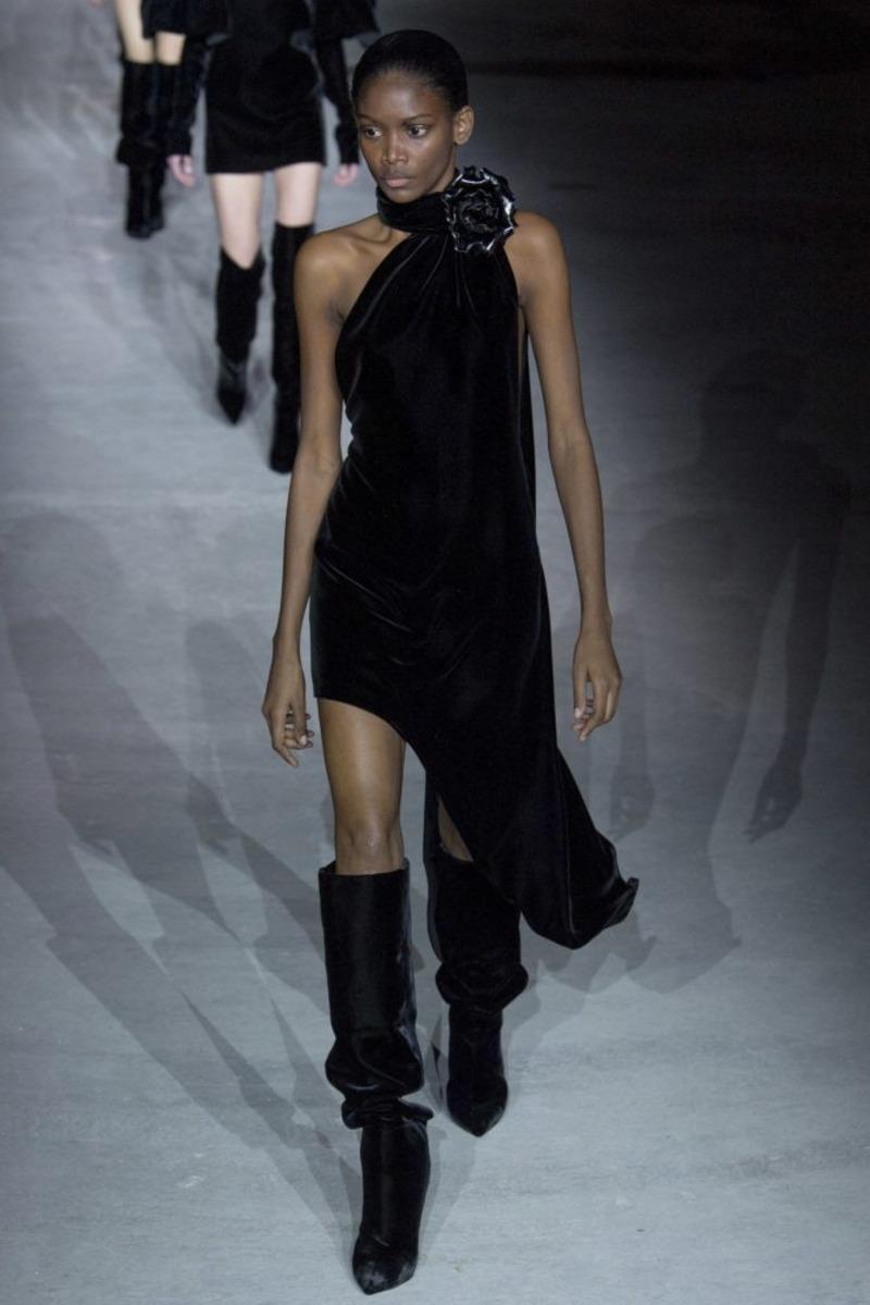 new 2017 SAINT LAURENT by Anthony Vaccarello black velvet RUNWAY dress with rose 6