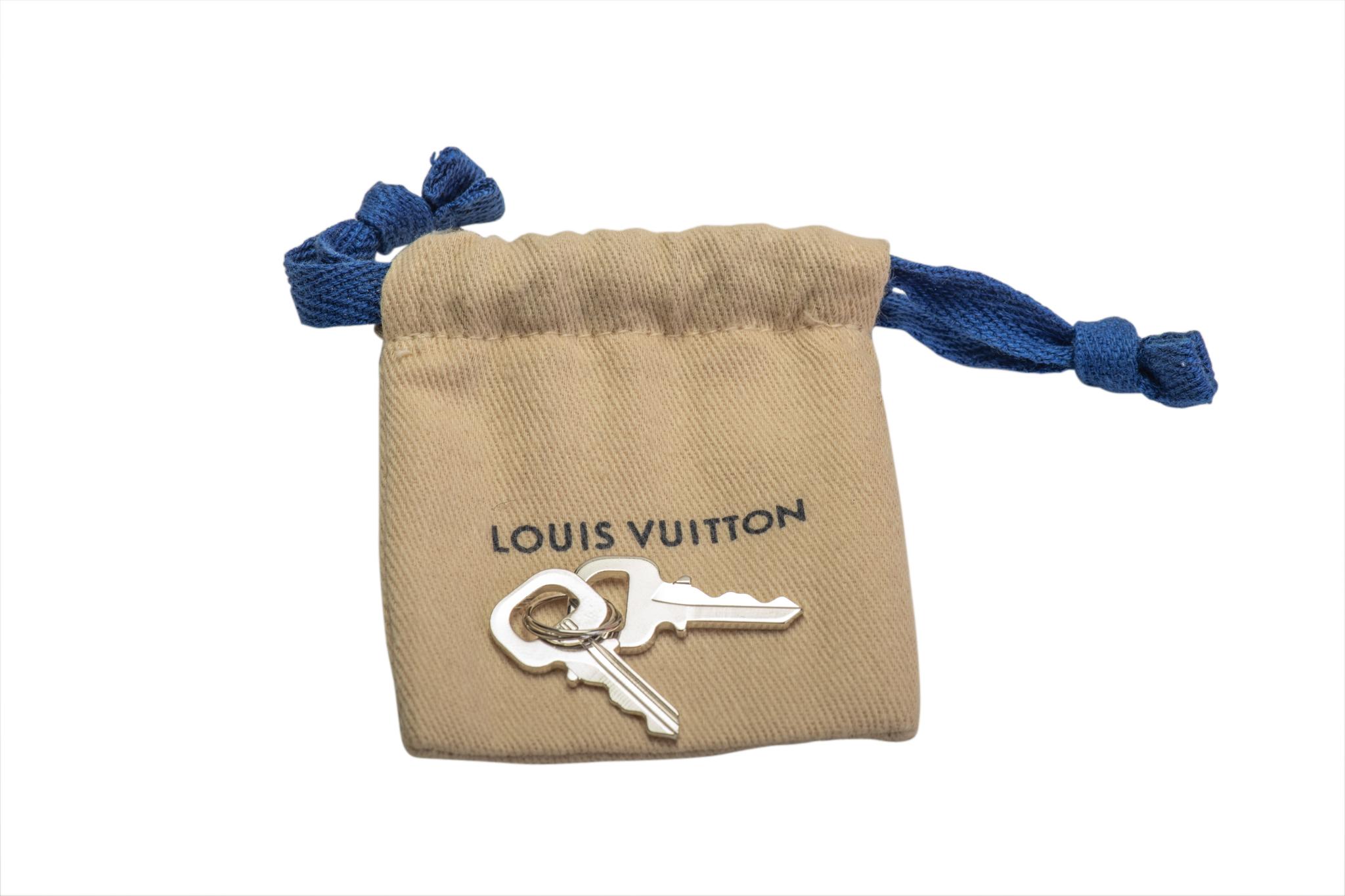 NEW 2019 SOLD OUT Louis Vuitton Runway Prisme Keepall Bag 7