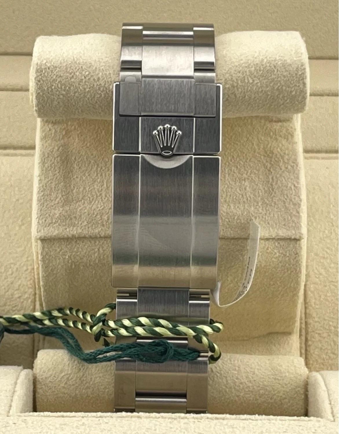 NEW 2023 Rolex Air-King 40mm Green Black Stainless Steel Mens Watch 126900 en vente 2