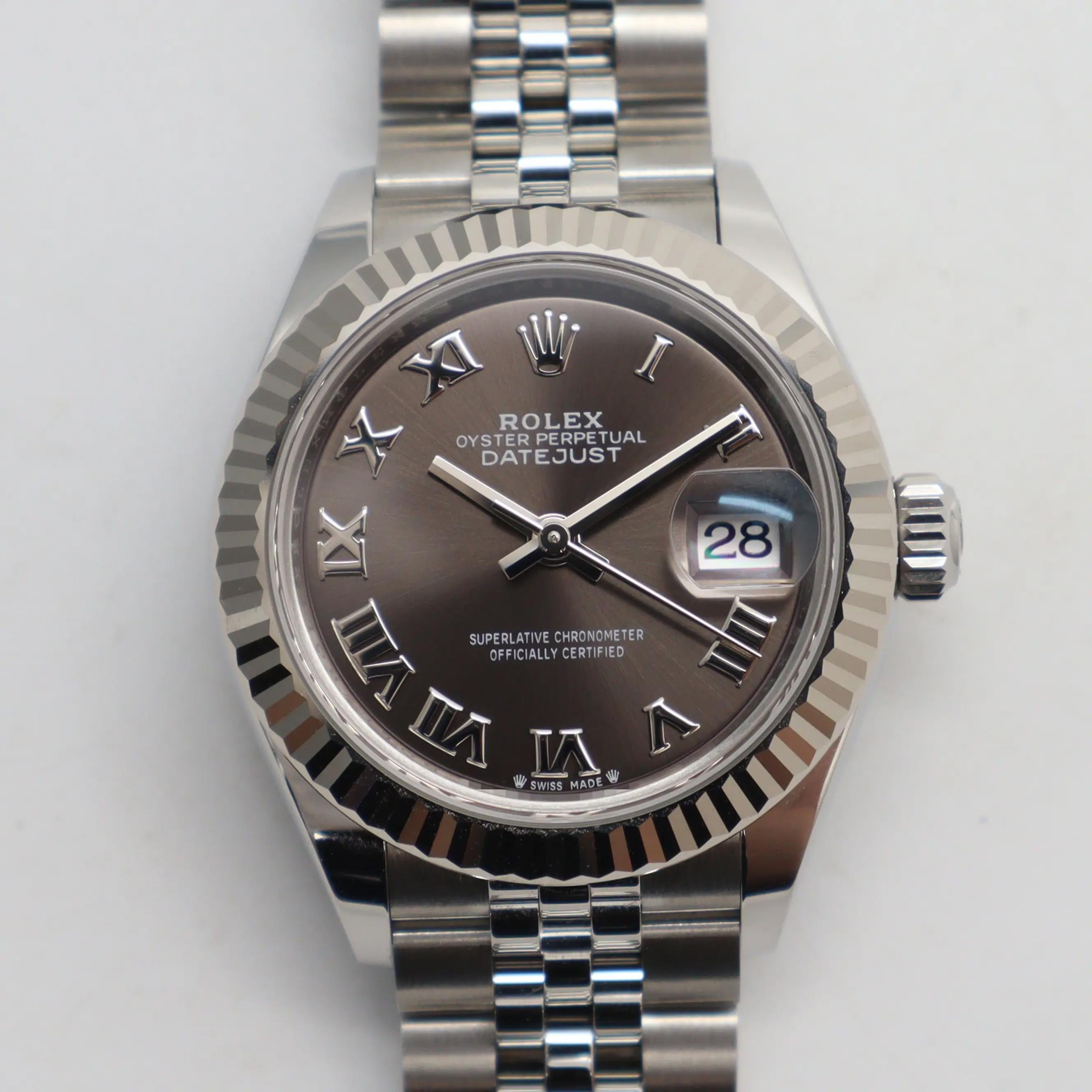 NEW 2024 Rolex Datejust 28mm Gold Bezel Steel Gray Roman Dial Watch 279174 en vente 2