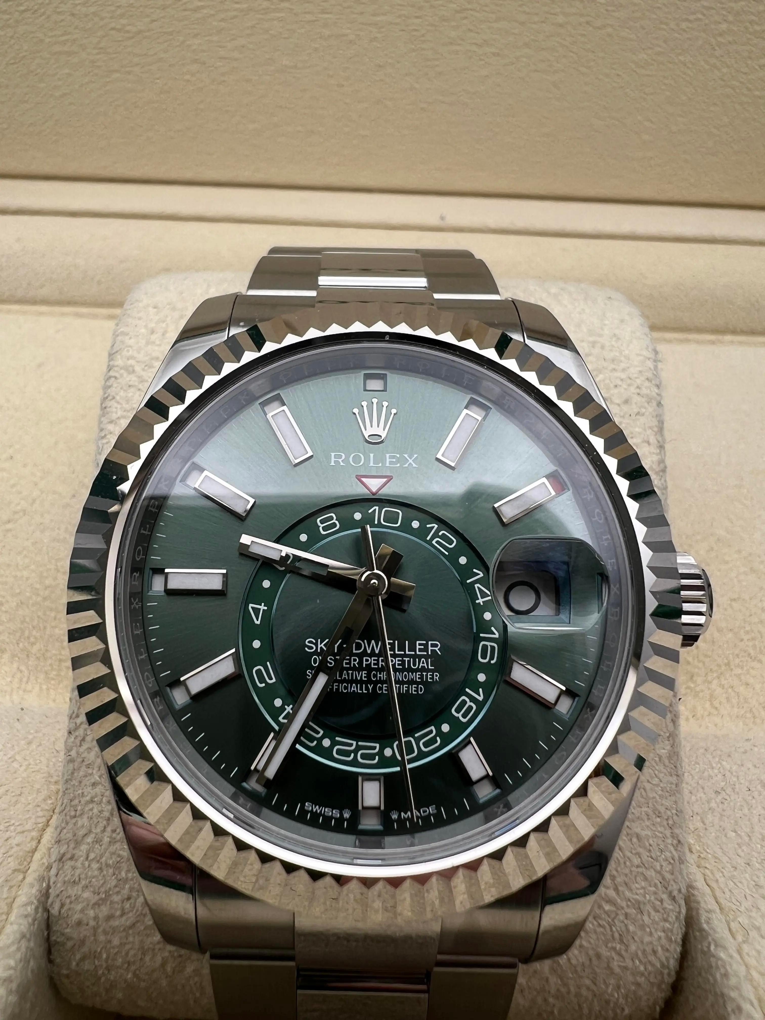NEW 2025 Rolex Sky-Dweller 336934 42mm Green Dial Oyster Bracelet Box Papers For Sale 2