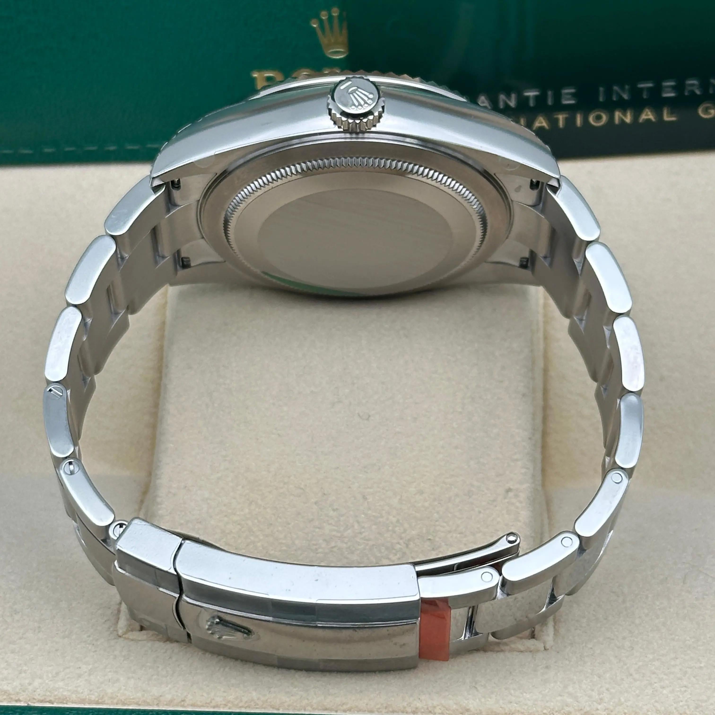 NEW 2025 Stickered Rolex Sky-Dweller White Gold Steel Green Dial Watch 336934 en vente 5