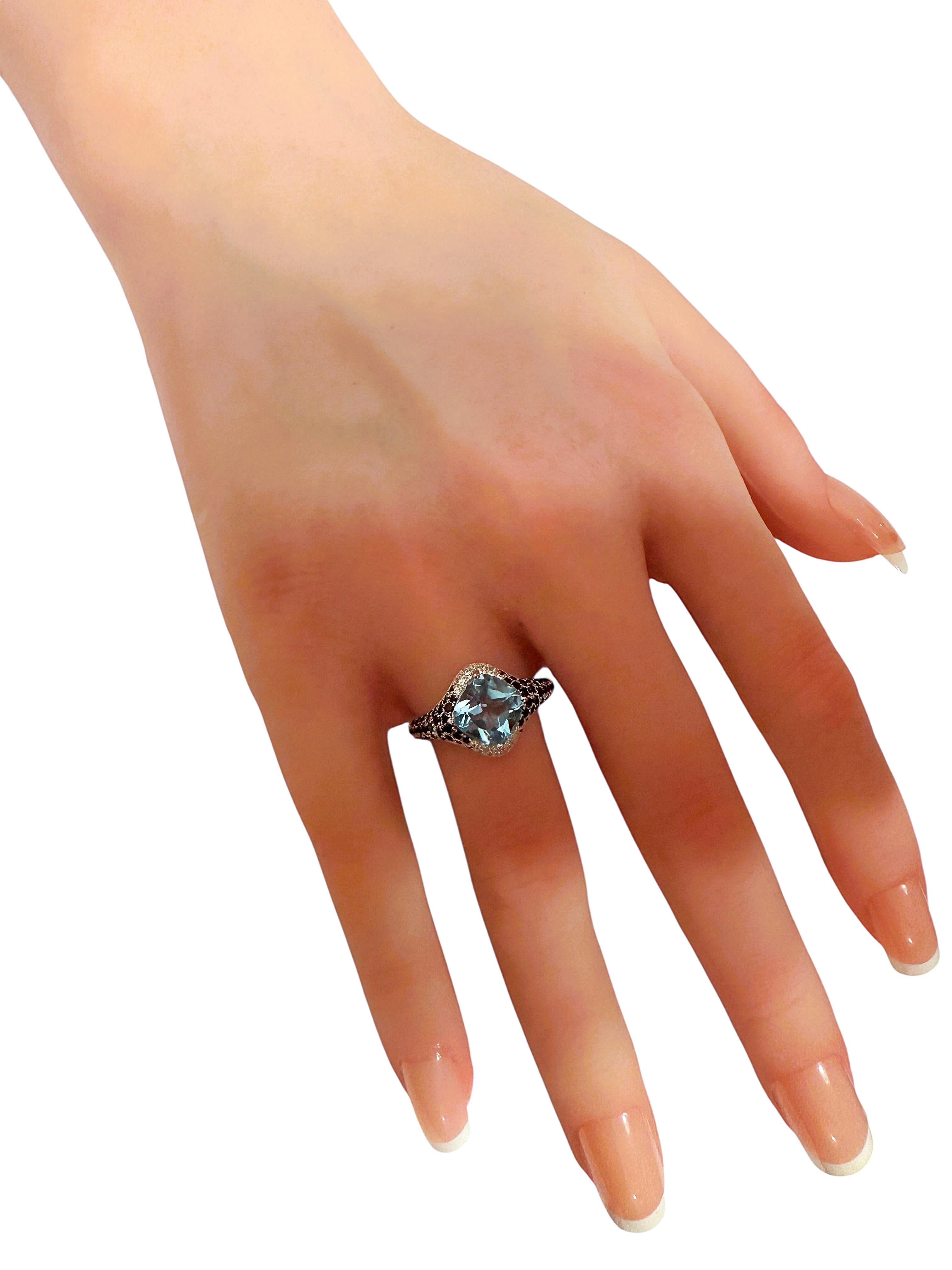 Nuevo Anillo de Esterlina con Topacio Azul de 2,04 Quilates y Zafiro y Espinela talla Diamante en venta 2