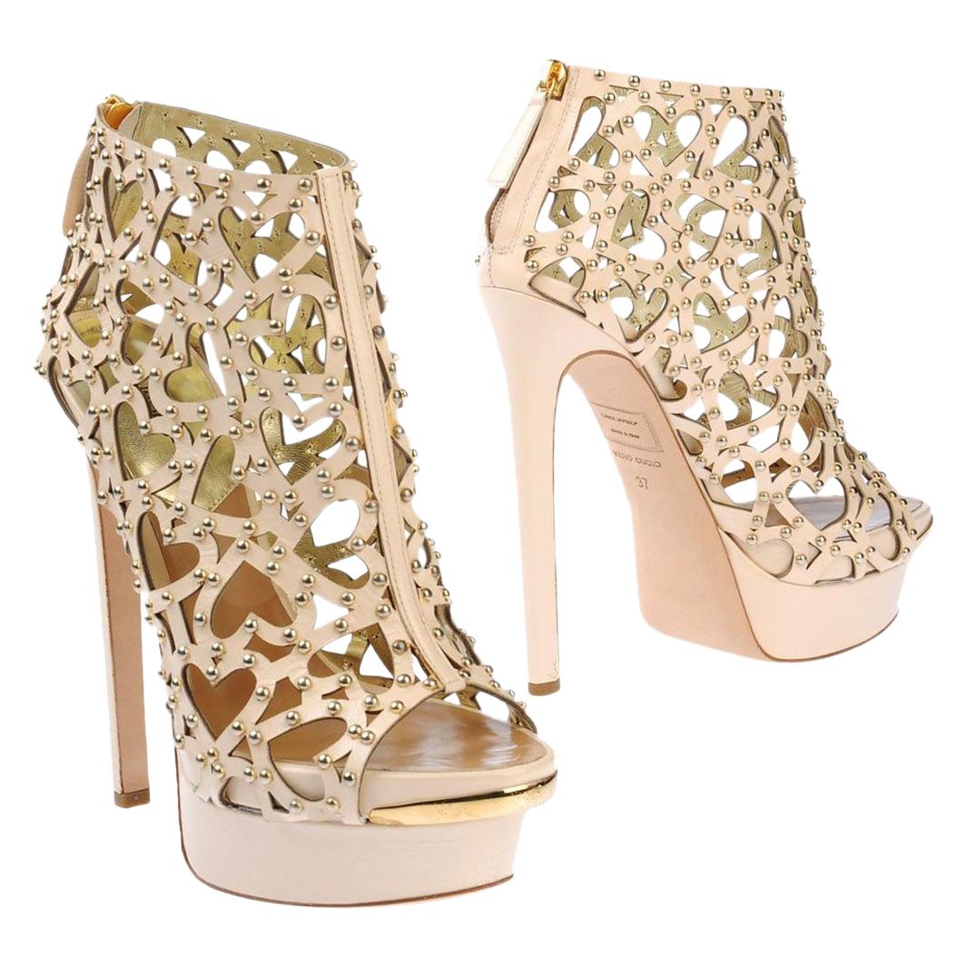 New $2150 DSQUARED2 Heart Cut Out Studded Platform Leather Beige Boots 38 , 39 For Sale